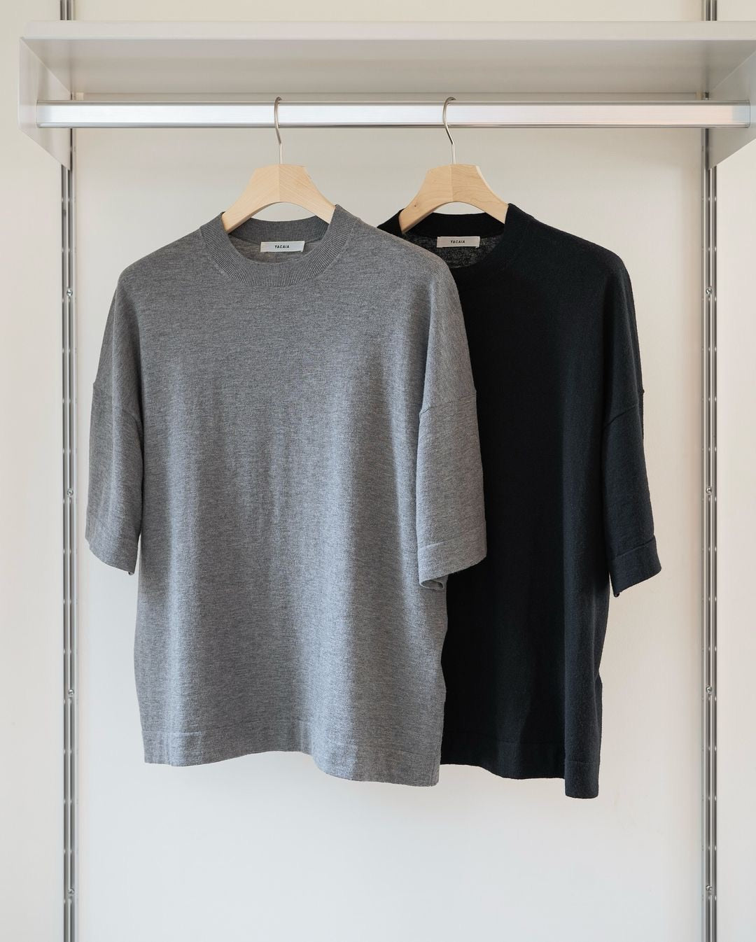 Yacaia Y-0009 Oversized Cashmere Blend T-Shirt - Black | Knitwear