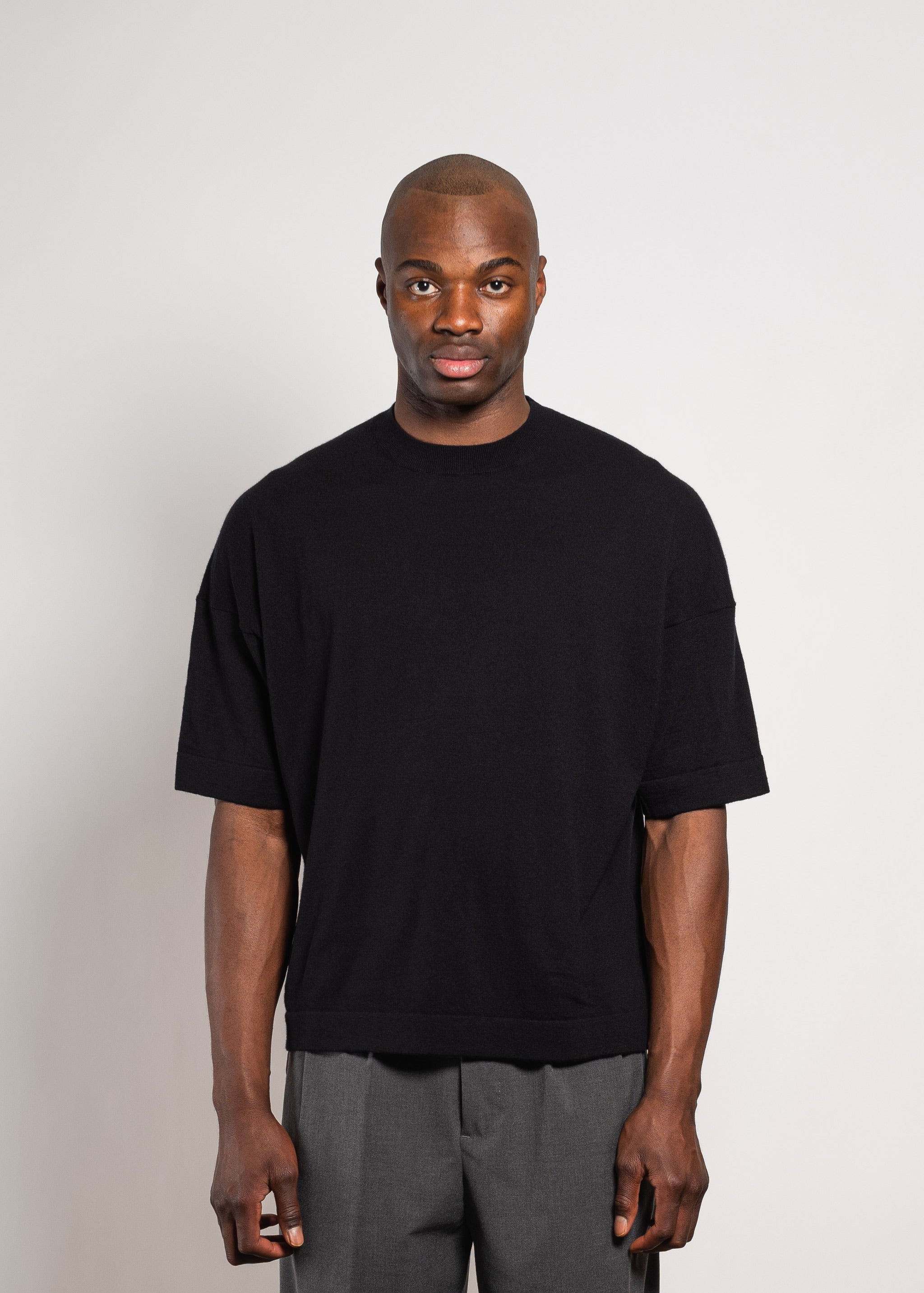 Yacaia Y-0009 Oversized Cashmere Blend T-Shirt - Black | Knitwear