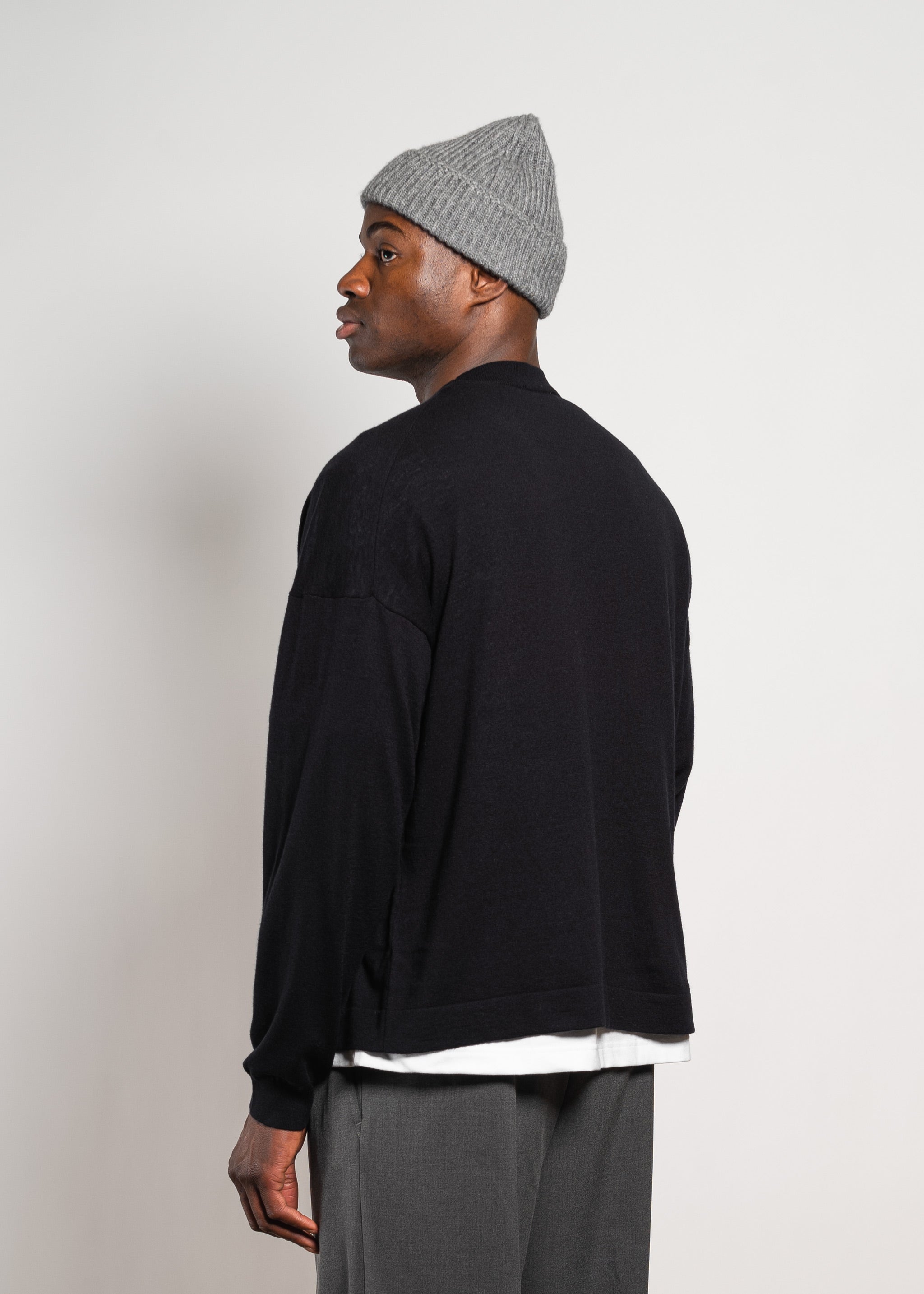 Yacaia Y-0010 Oversized Superfine Sweater - Black | Knitwear