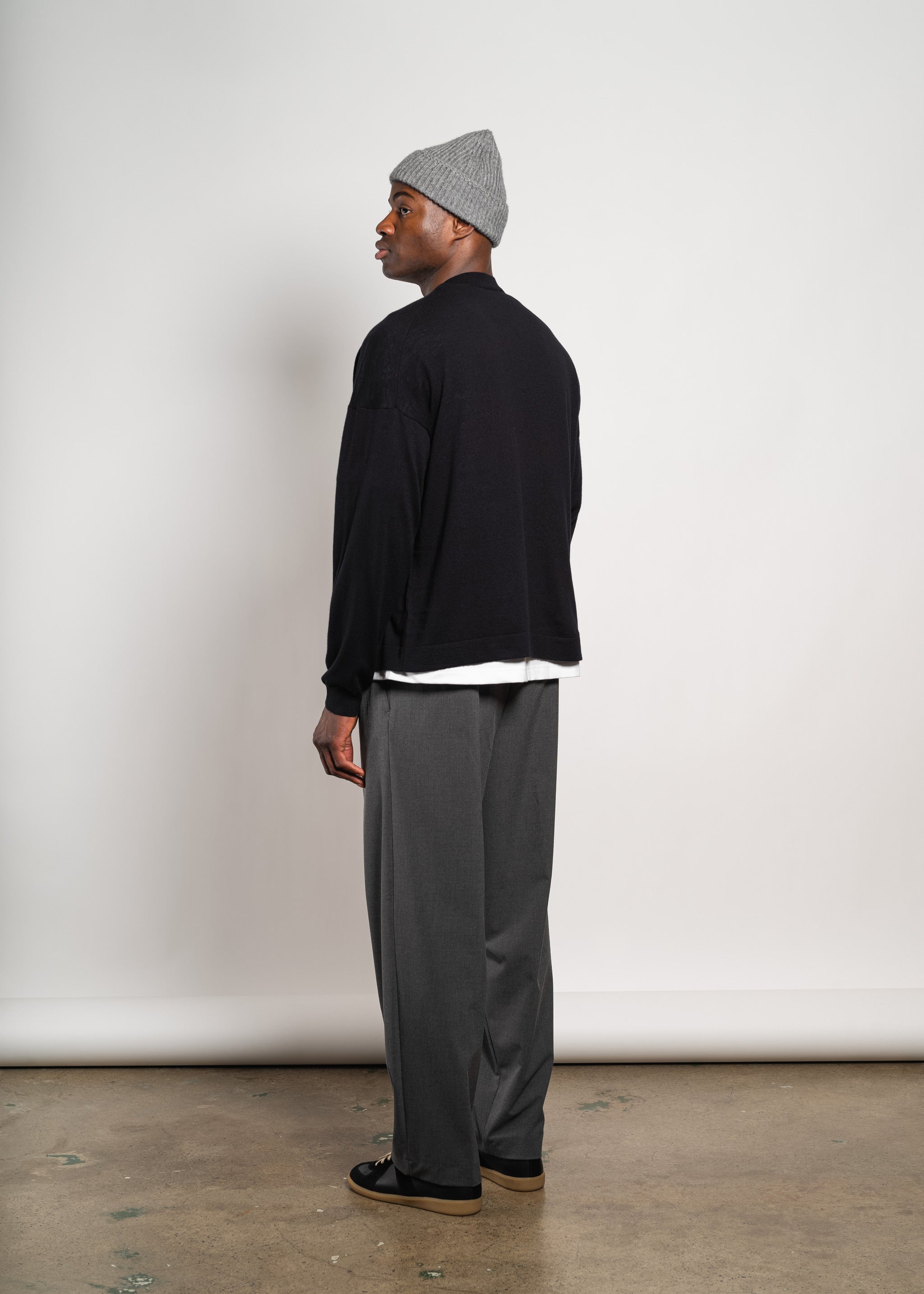 Yacaia Y-0010 Oversized Superfine Sweater - Black | Knitwear