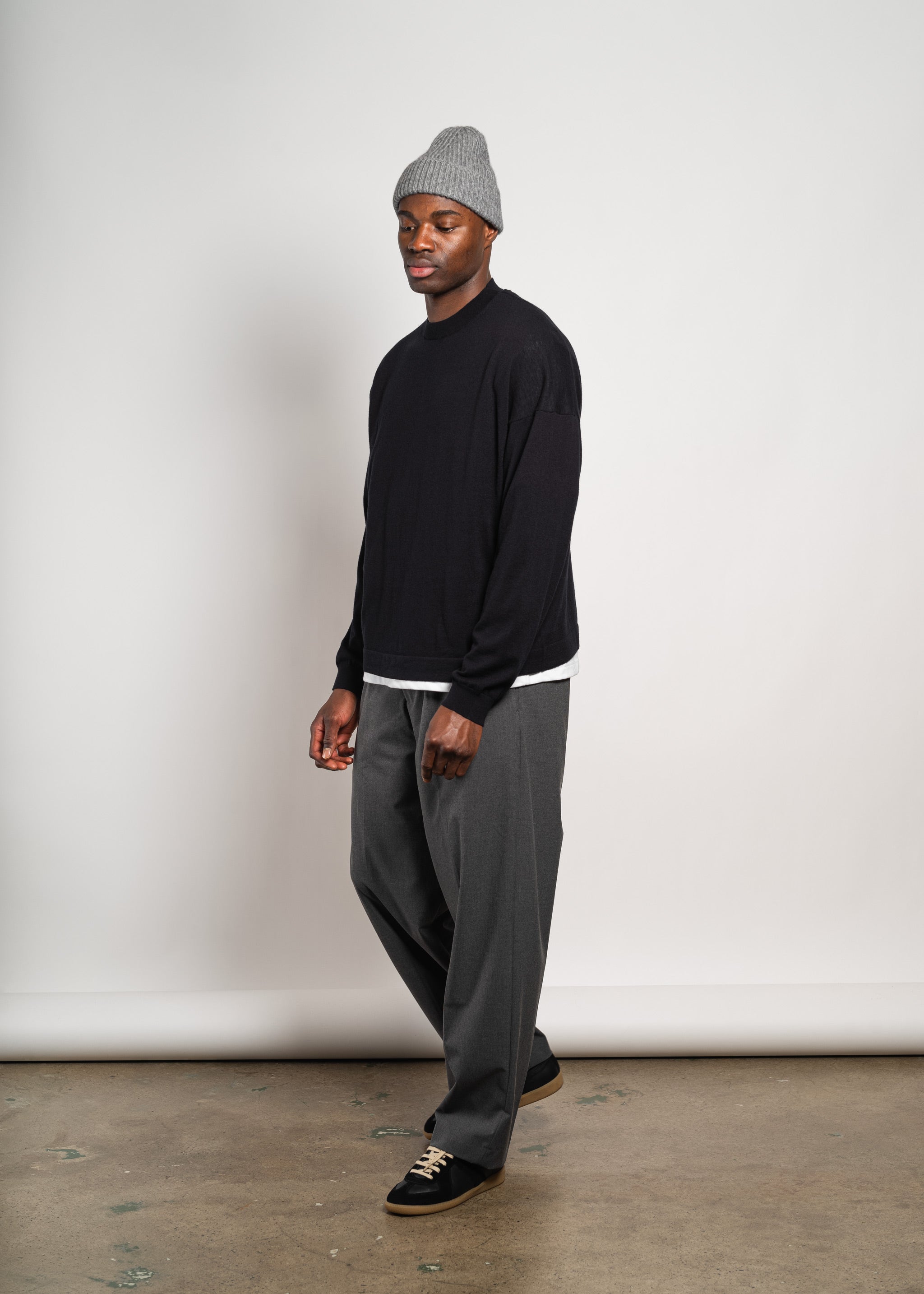 Yacaia Y-0010 Oversized Superfine Sweater - Black | Knitwear