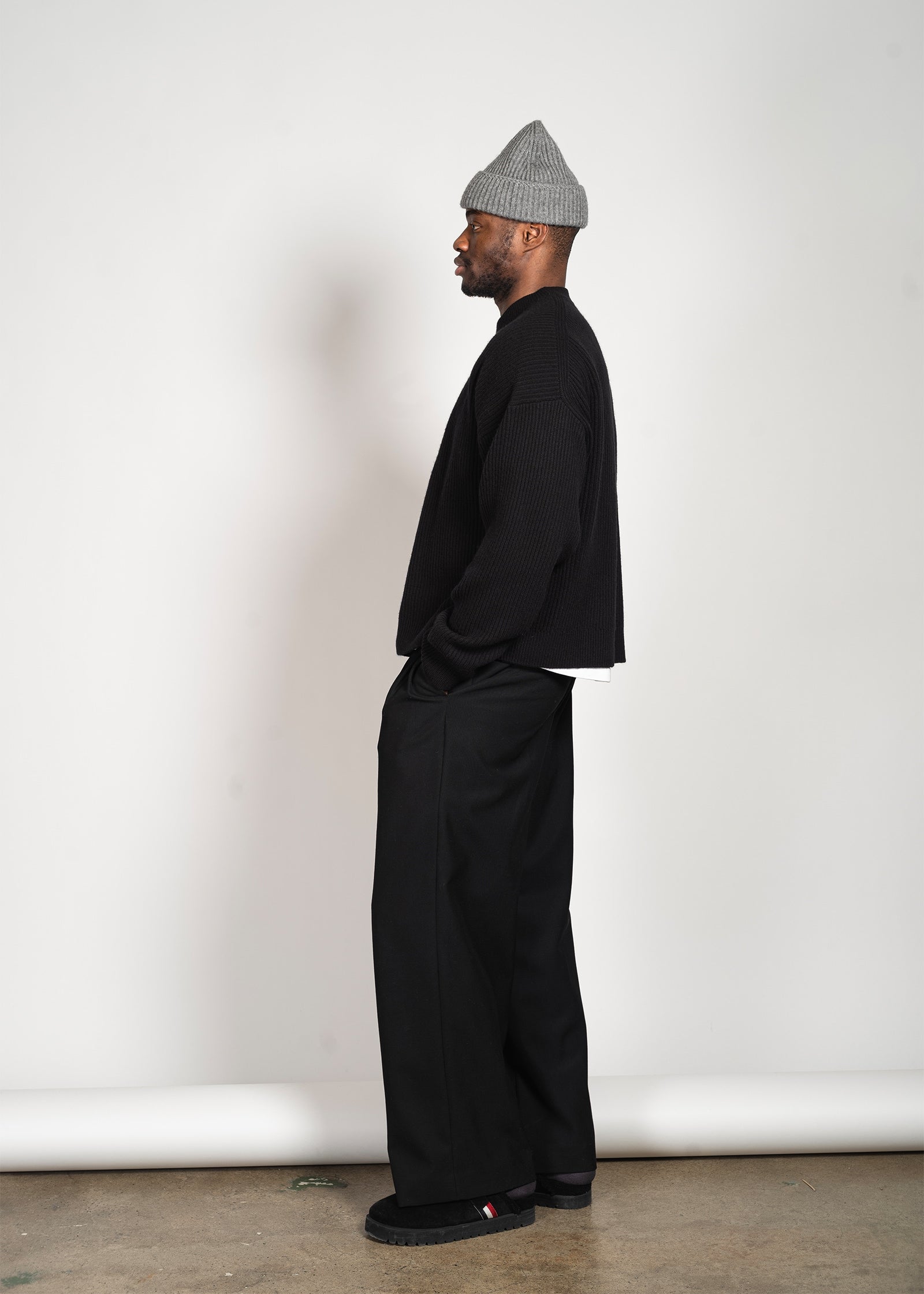 Yacaia Y-0013 Oversized Ribbed Cashmere Blend Sweater - Black | Knitwear