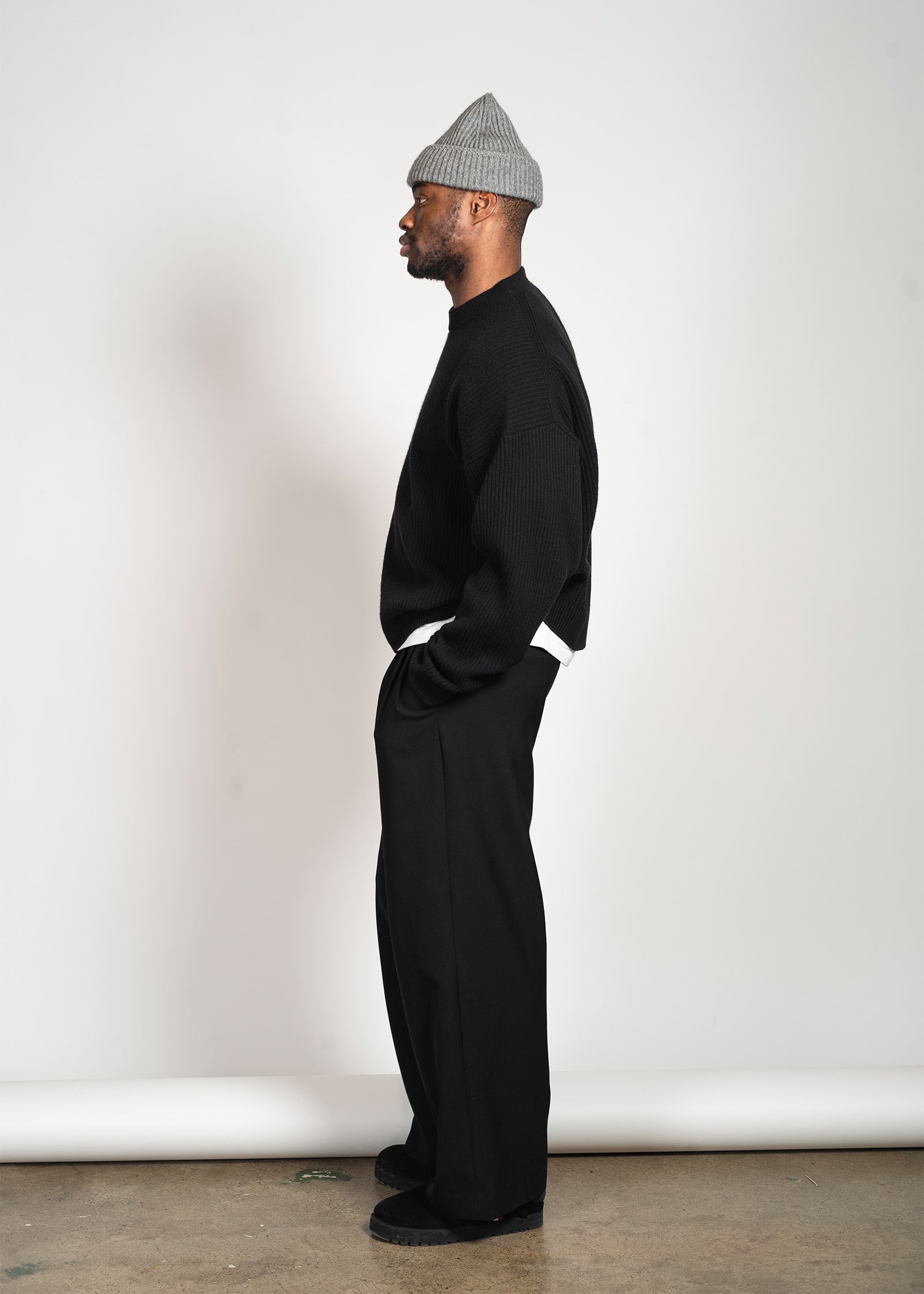 Yacaia Y-0013 Oversized Ribbed Cashmere Blend Sweater - Black | Knitwear