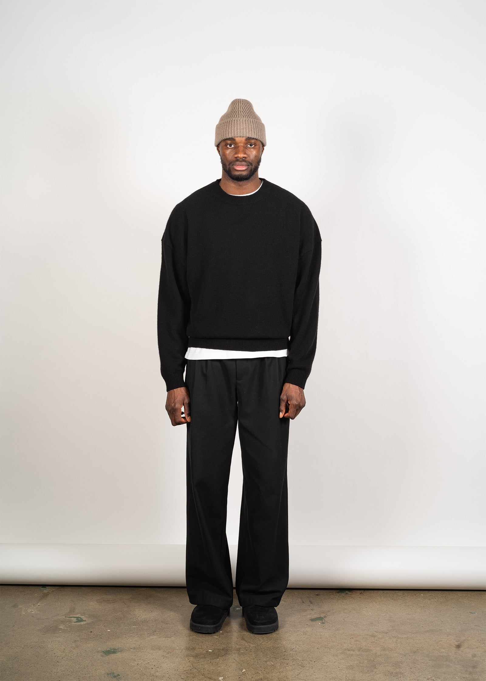 Yacaia Y-0014 Boxy Cashmere Sweater - Black | Knitwear