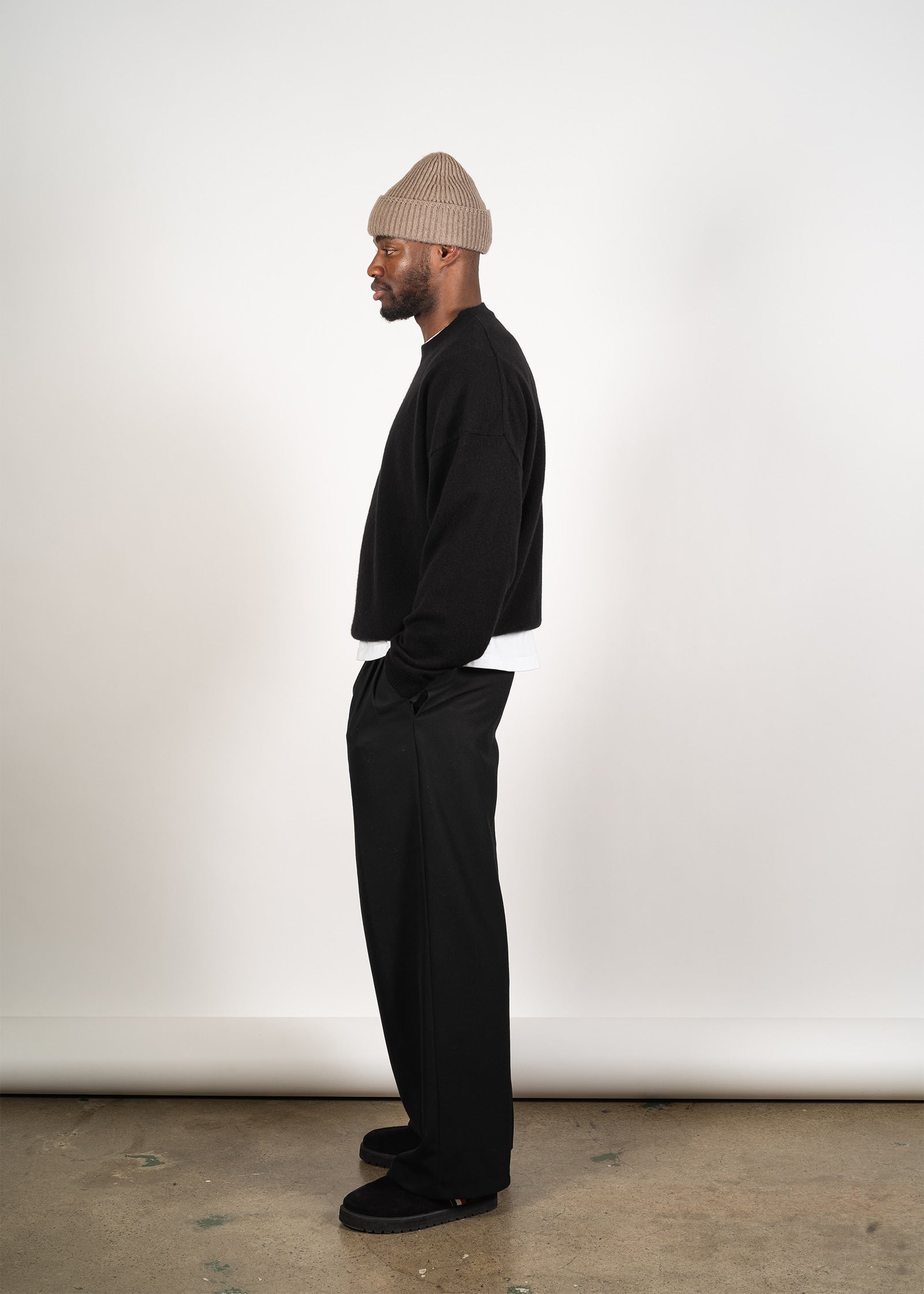 Yacaia Y-0014 Boxy Cashmere Sweater - Black | Knitwear