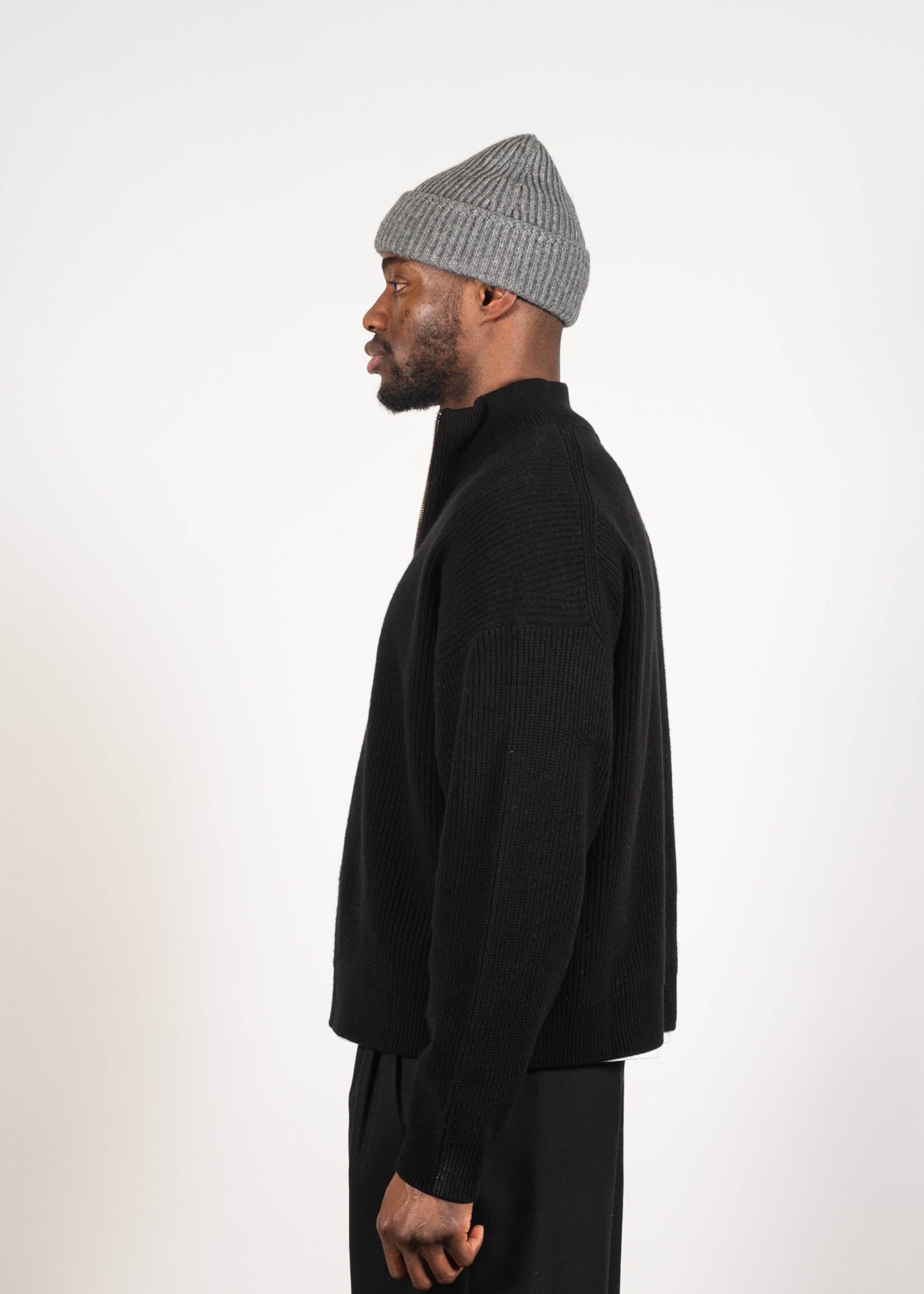 Yacaia Y-0015 Oversized Half-Zip Cashmere Blend Sweater - Black | Knitwear