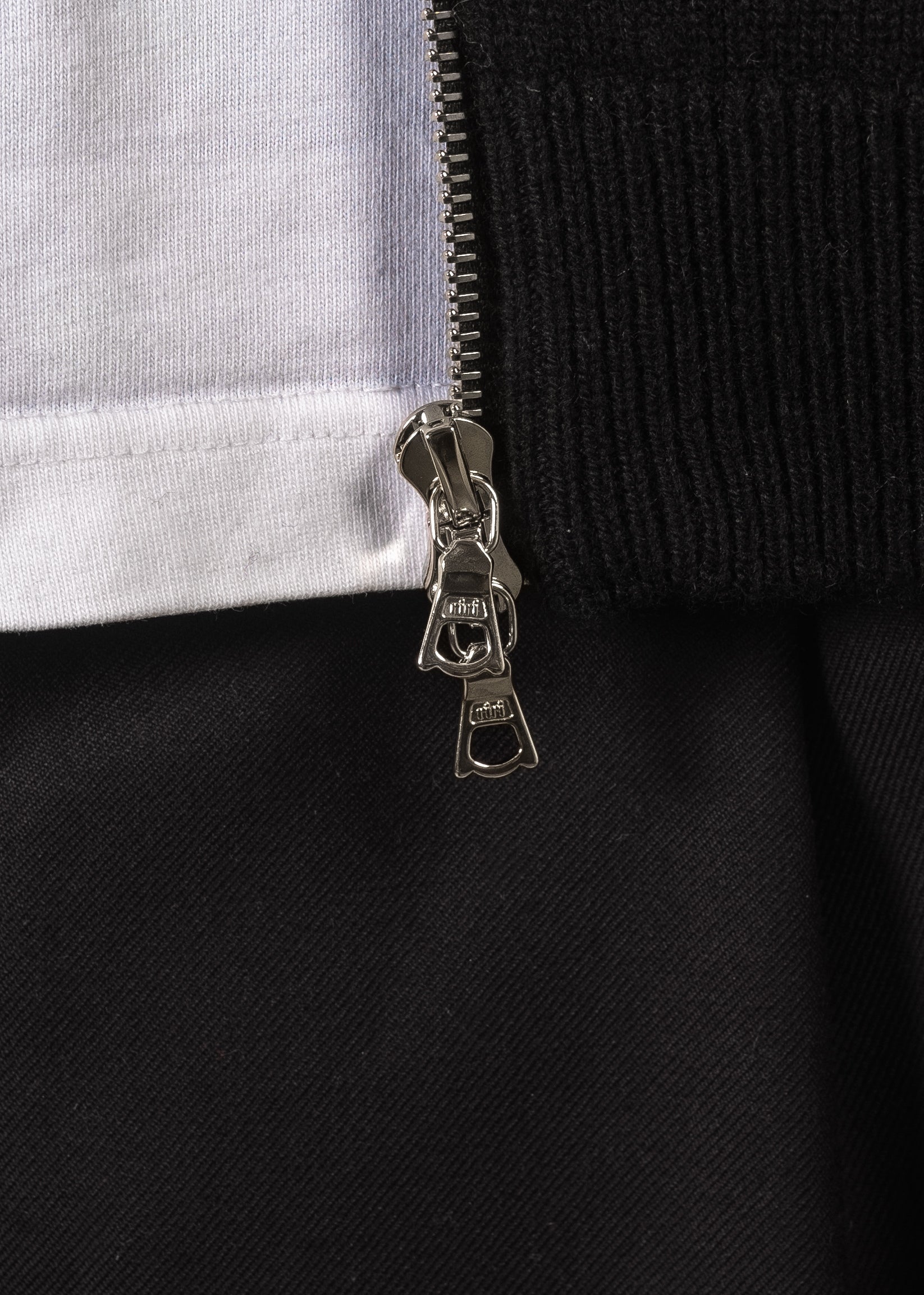 Y-0020 Oversized Full-Zip Merino/Cashmere Sweater - Black , Y-0020-BLK-RiRi-Double-close