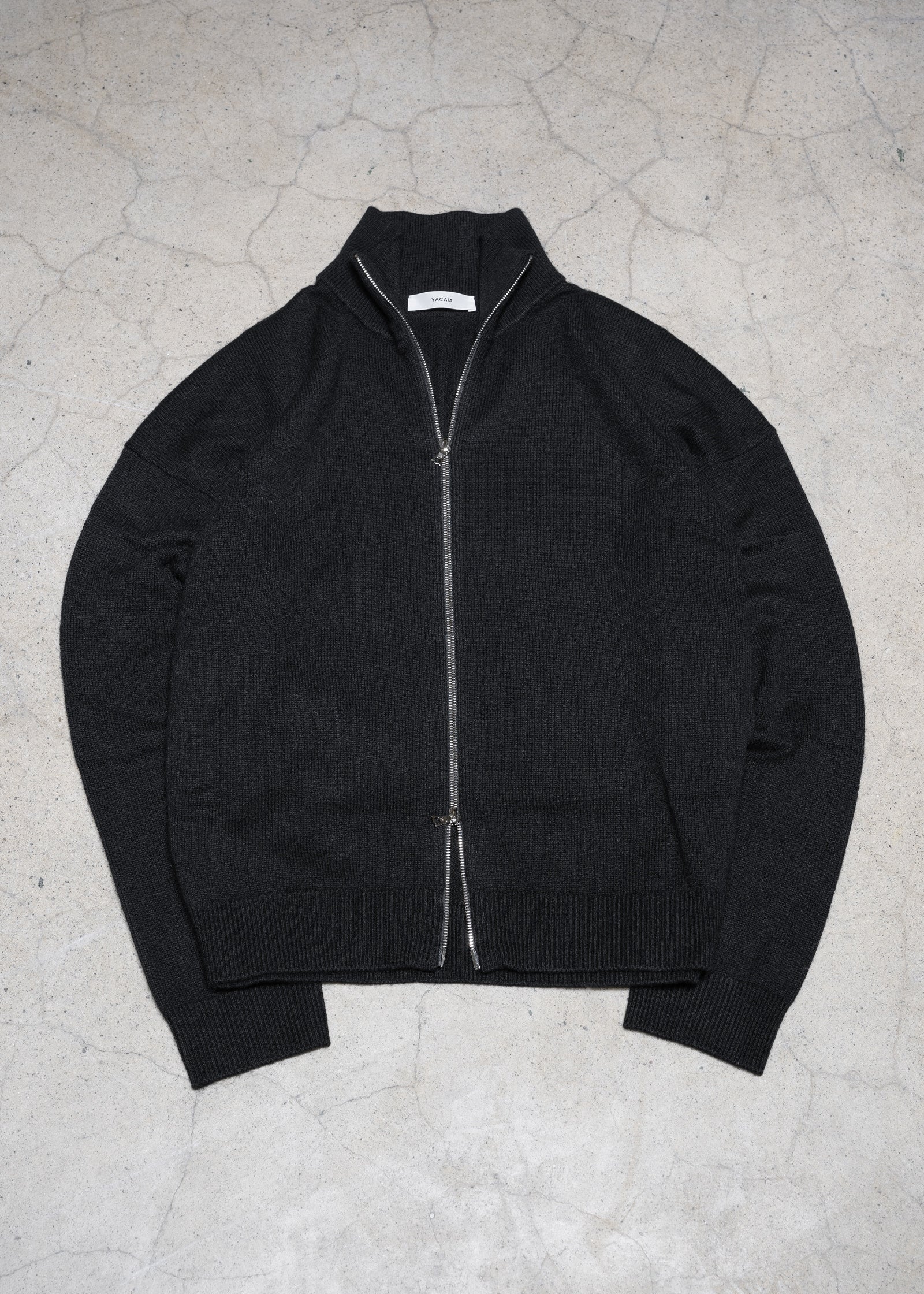 Yacaia Y-0020 Oversized Full-Zip Merino/Cashmere Sweater - Black | Knitwear