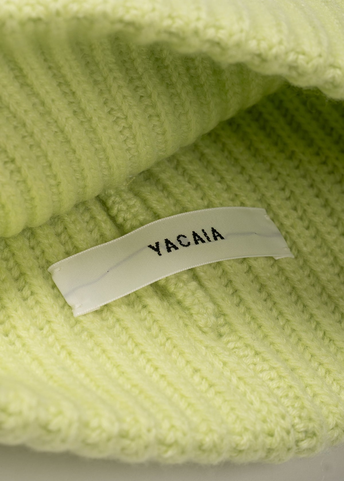 Y-0004 Merino/Cashmere Beanie - Elderflower , Yacaia_Y-0004_Elderflower_Flatlay_label