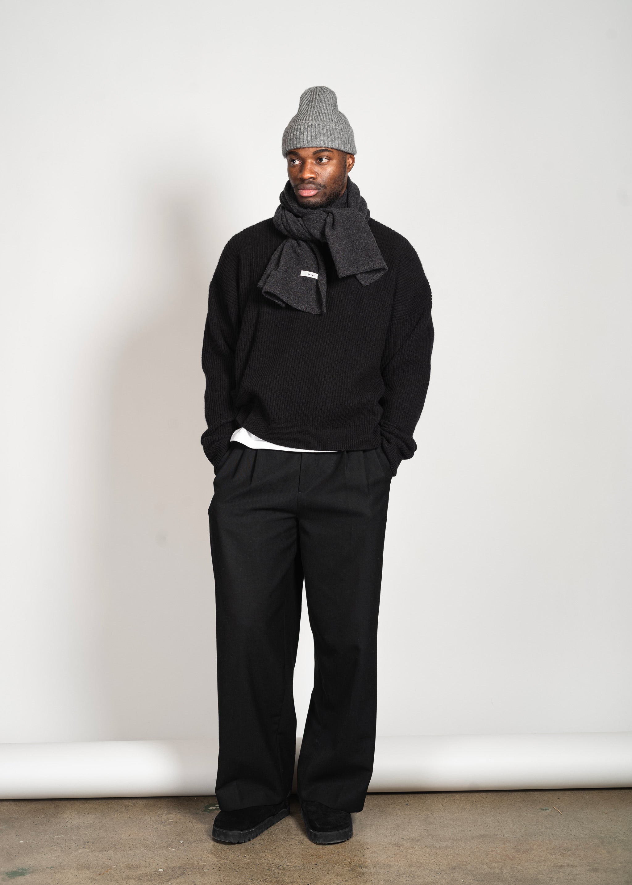 Y-0012 Knitted Merino Cashmere Scarf - Black Melange