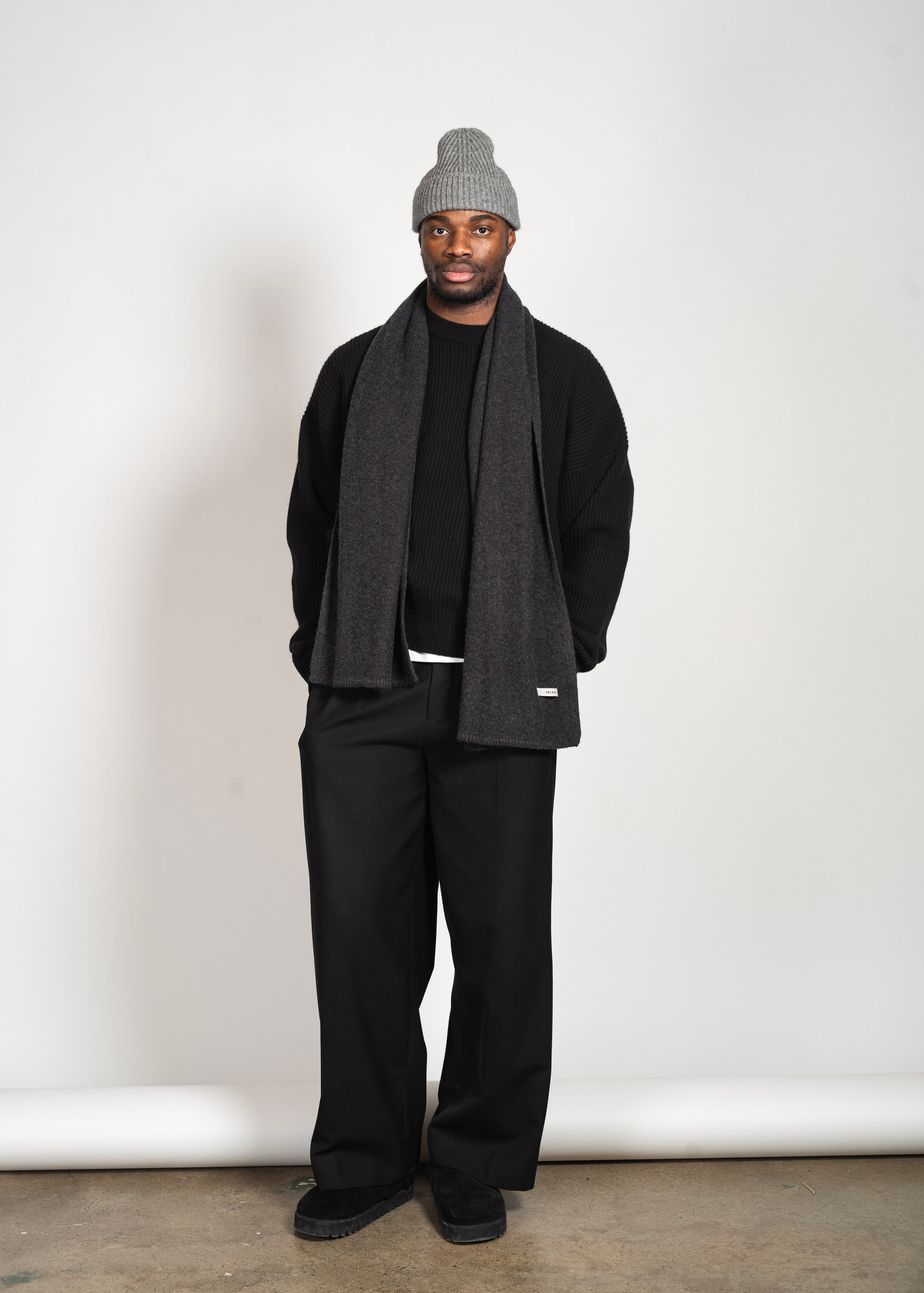 Y-0012 Knitted Merino Cashmere Scarf - Black Melange