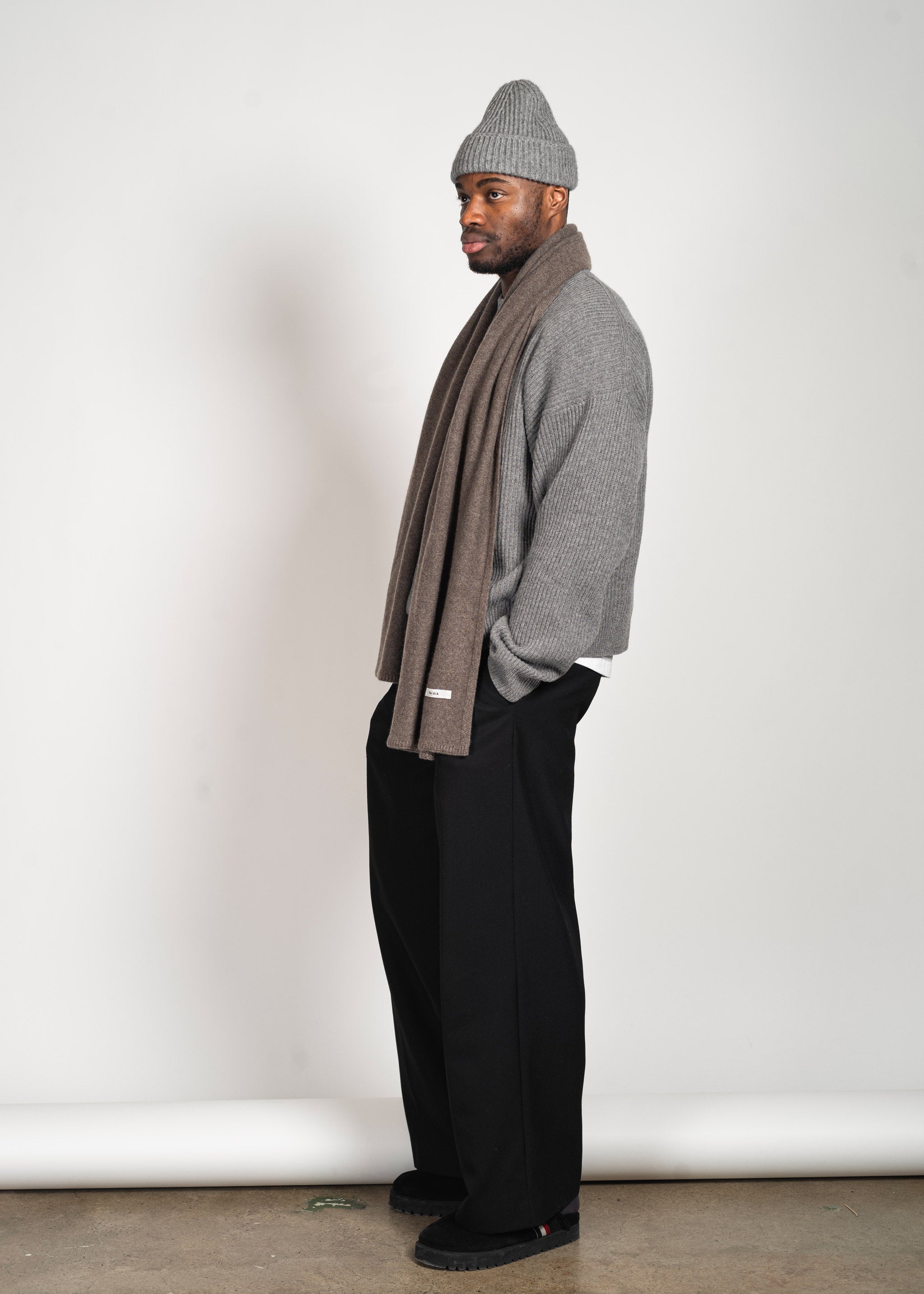 Yacaia Y-0012 Knitted Merino Cashmere Scarf - Dark Brown | Headwear