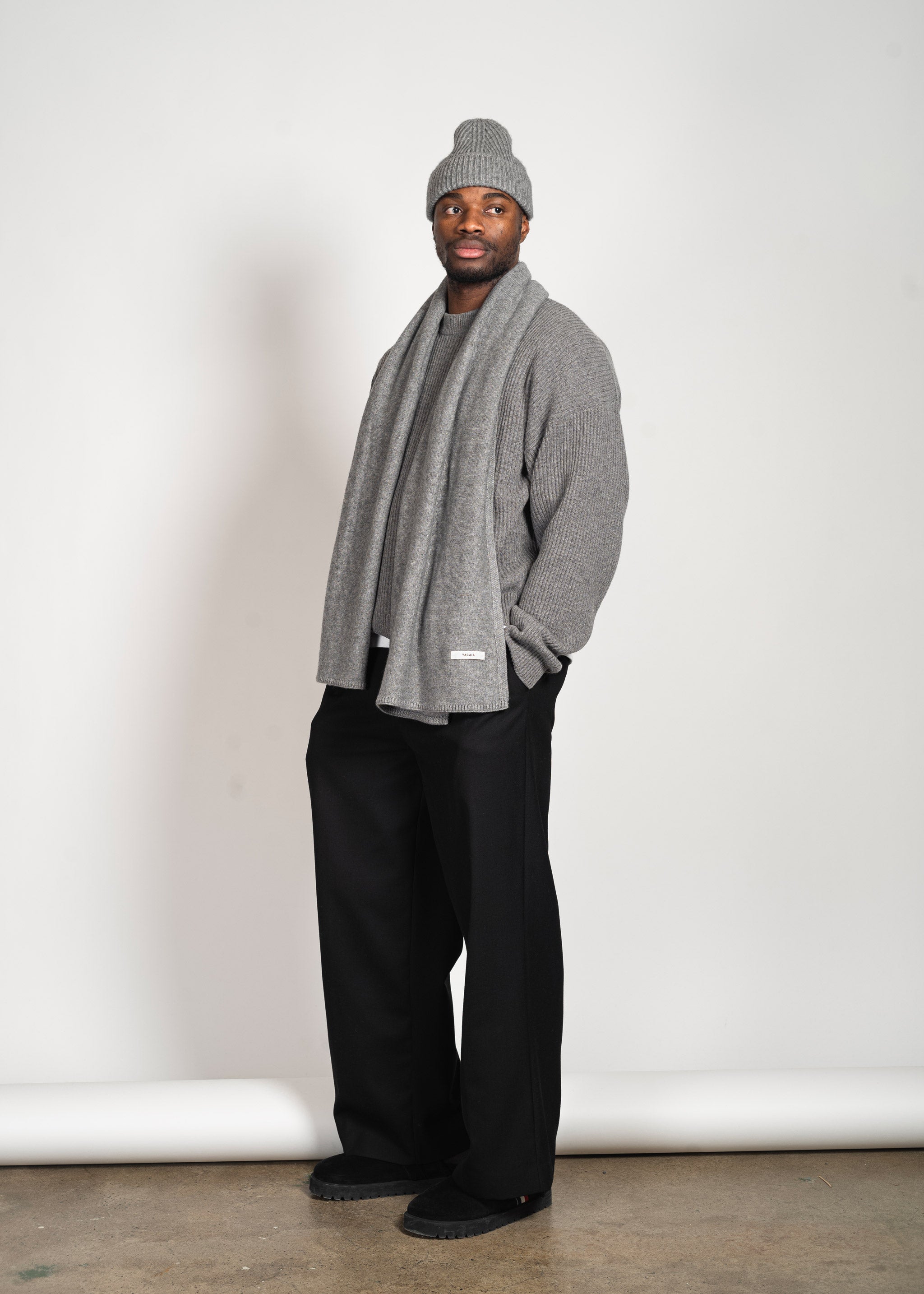 Yacaia Y-0012 Knitted Merino Cashmere Scarf - Grey | Headwear