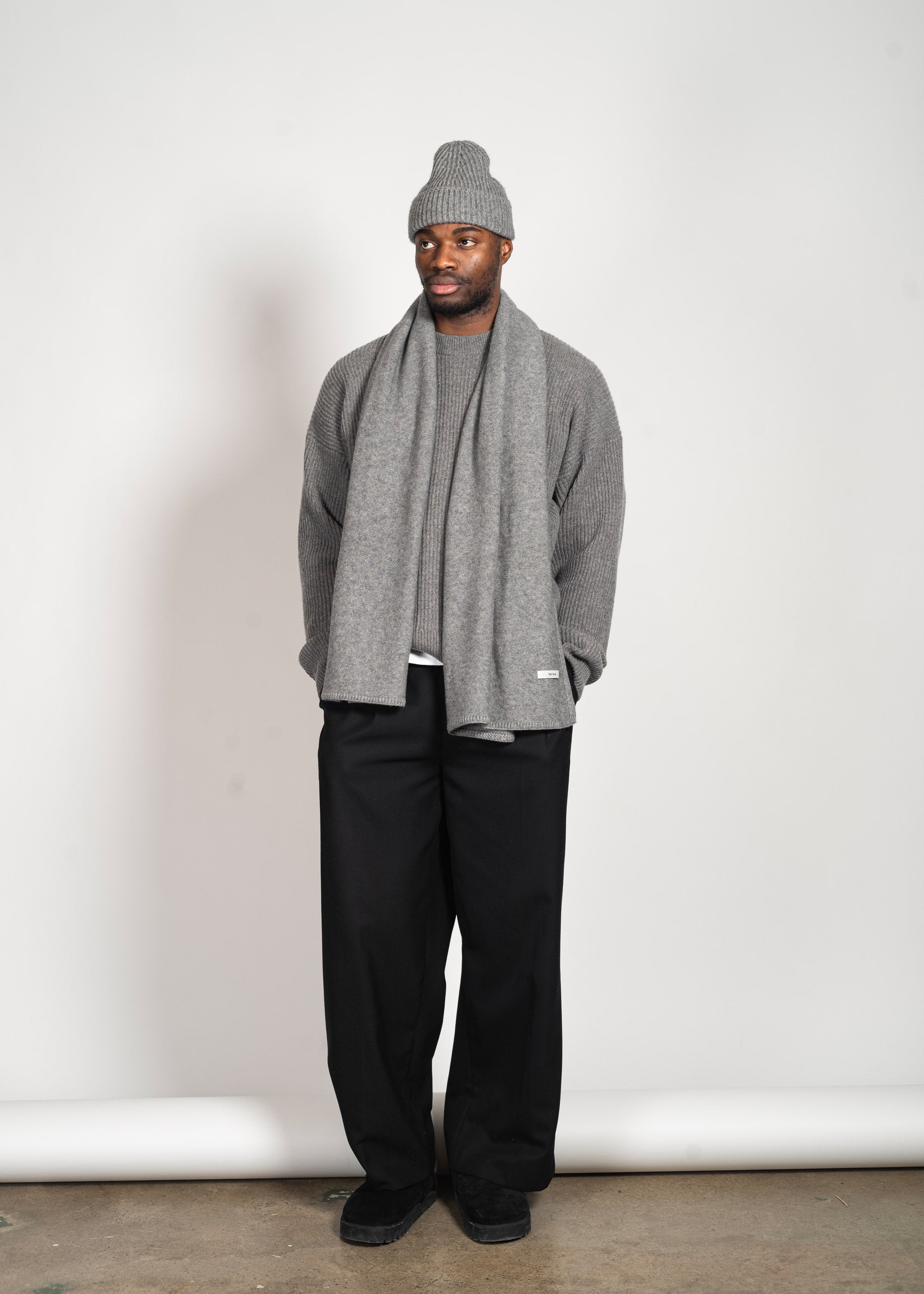 Yacaia Y-0012 Knitted Merino Cashmere Scarf - Grey | Headwear