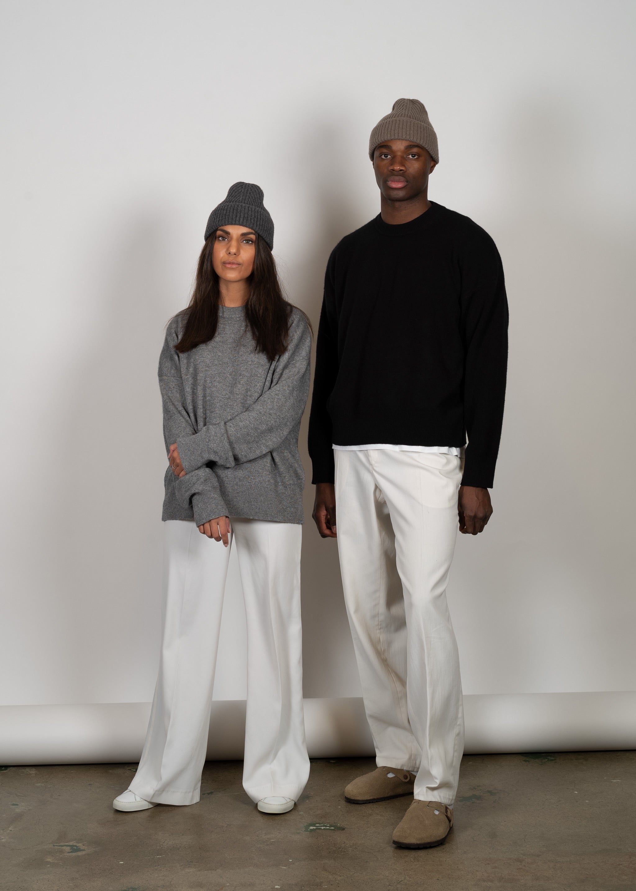 Yacaia Y-0008 Oversized Cashmere Blend Sweater - Black | Knitwear