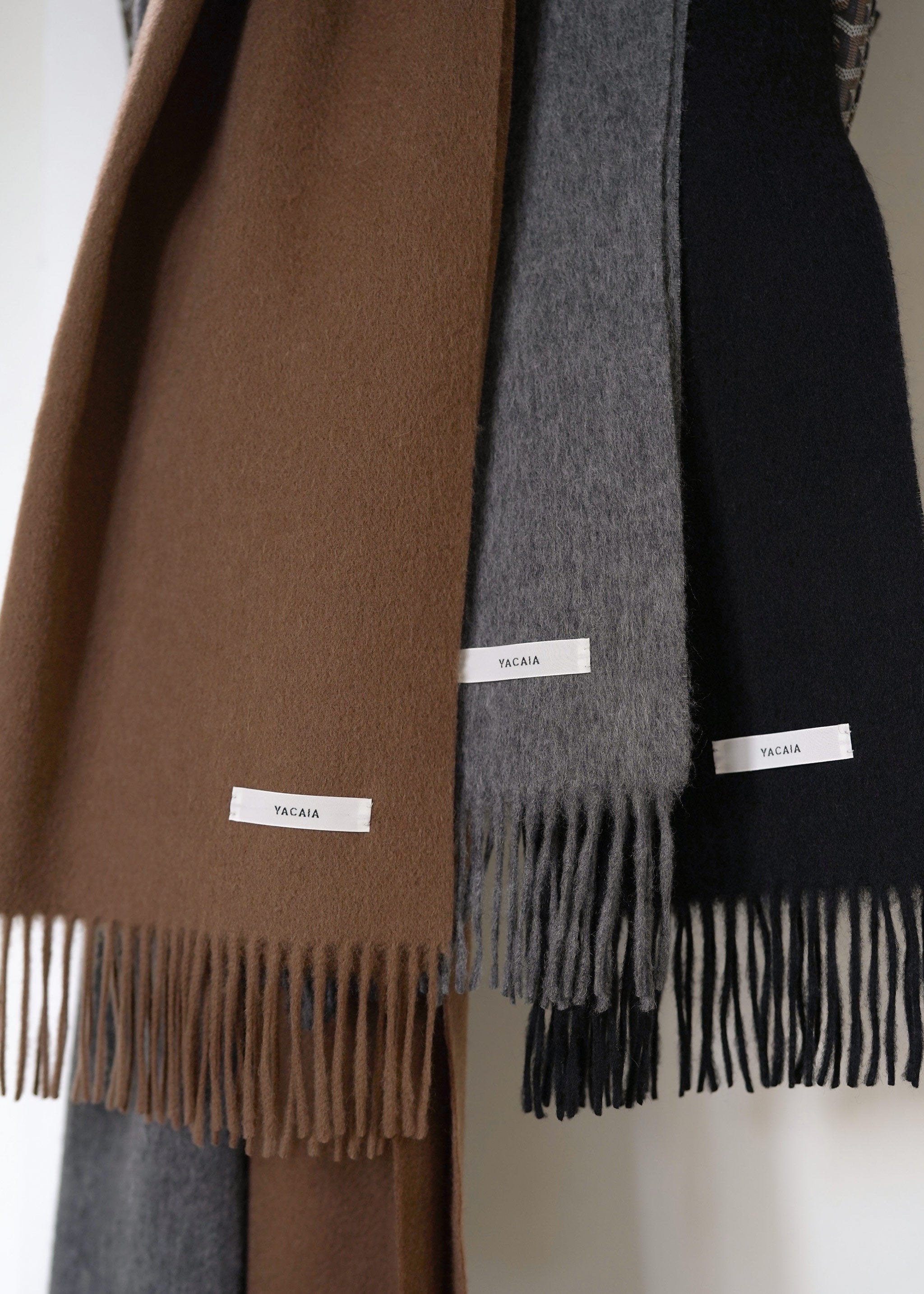 Yacaia Y-0011 Merino Wool Scarf - Brown | Headwear