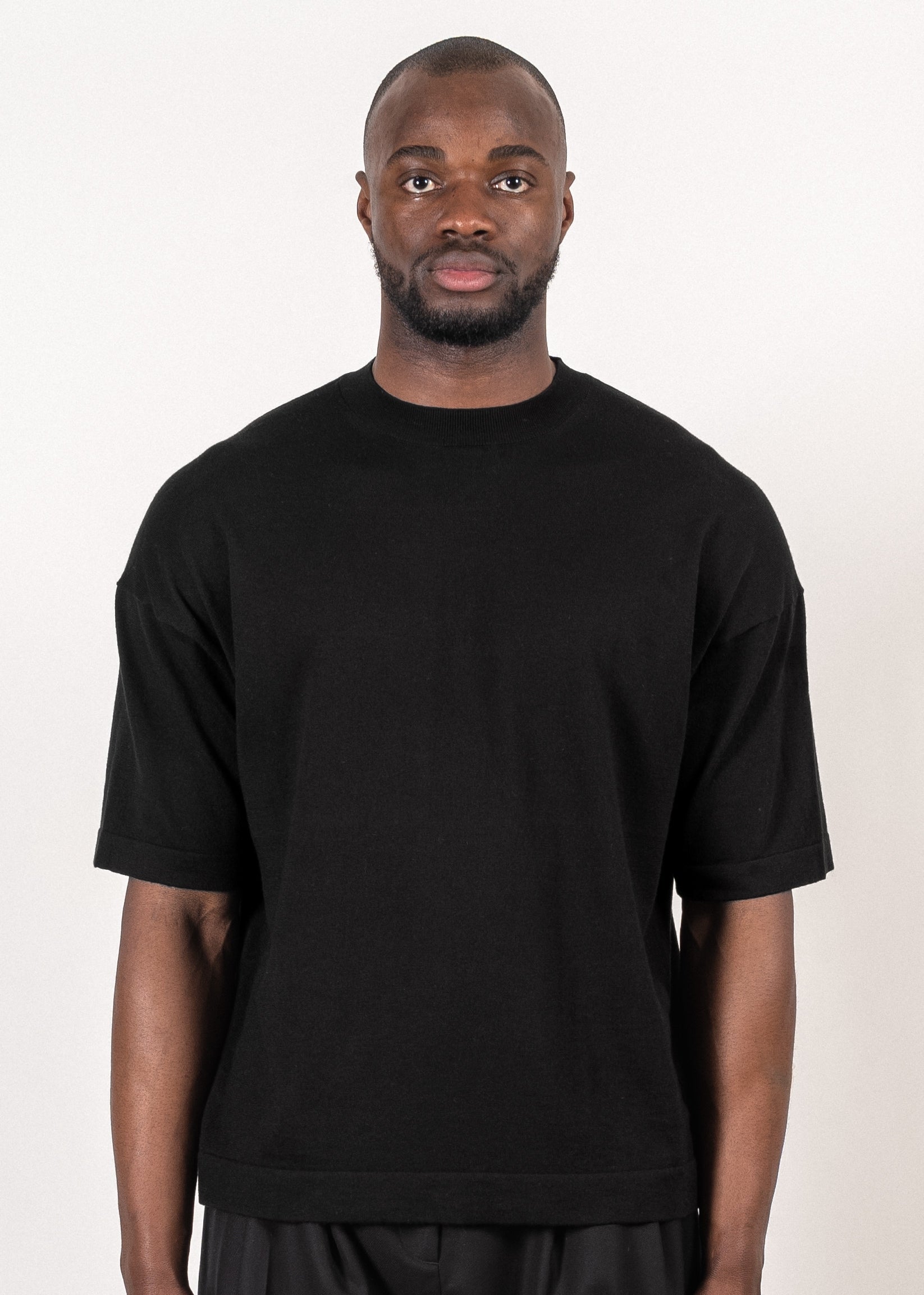 Supima®/cashmere oversized t-shirt in black — Y-0023 | YACAIA