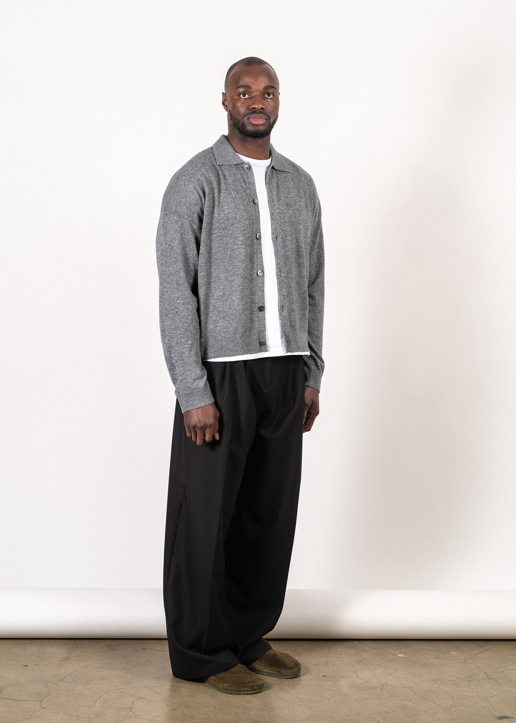 Oversized merino/cashmere cardigan in grey — Y-0017 | YACAIA