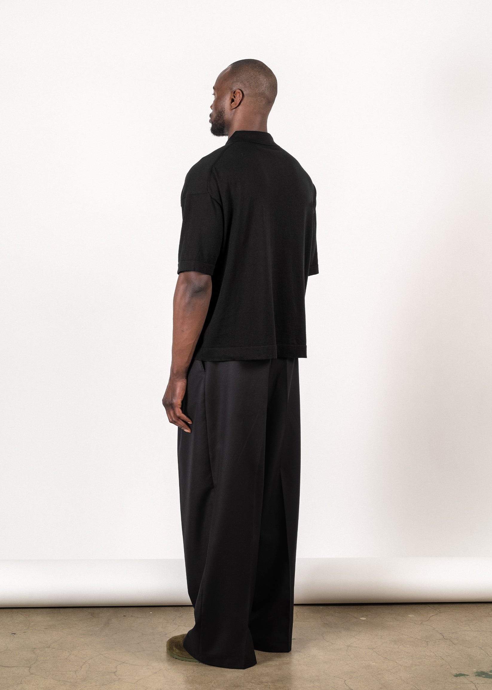 Supima®/cashmere open-collar polo in black — Y-0018 | YACAIA