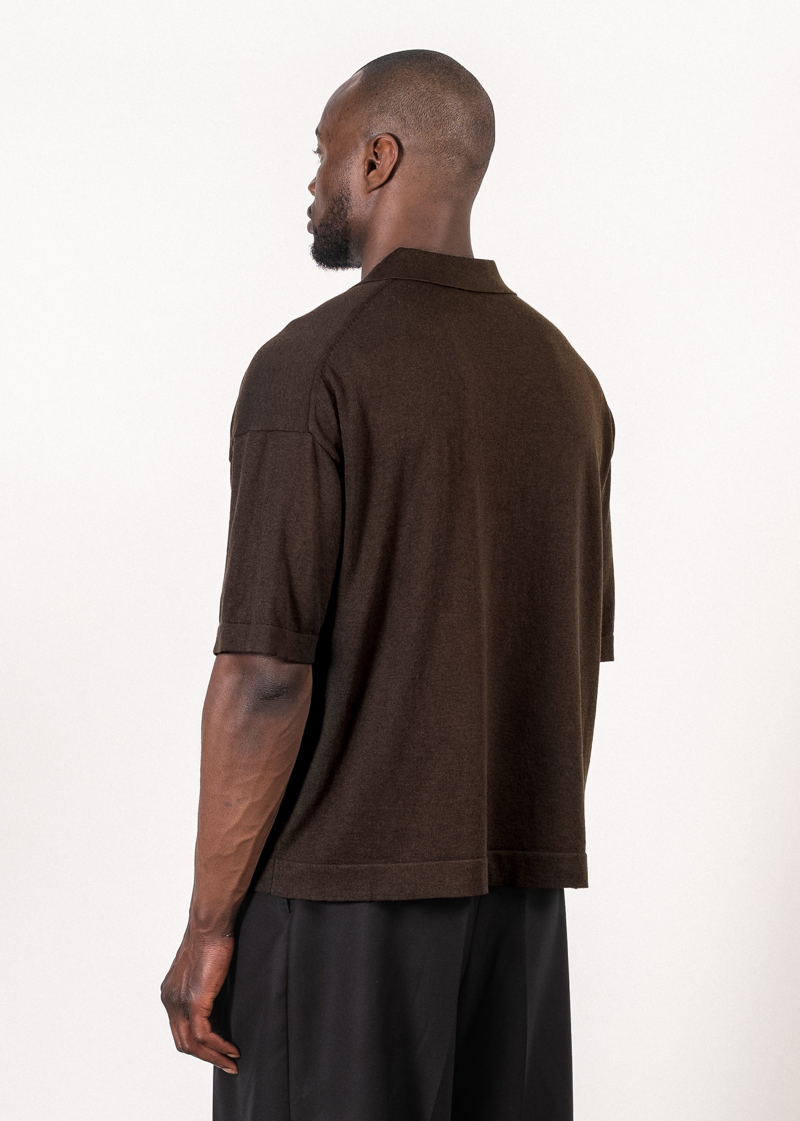 Supima®/cashmere open-collar polo in dark brown — Y-0018 | YACAIA