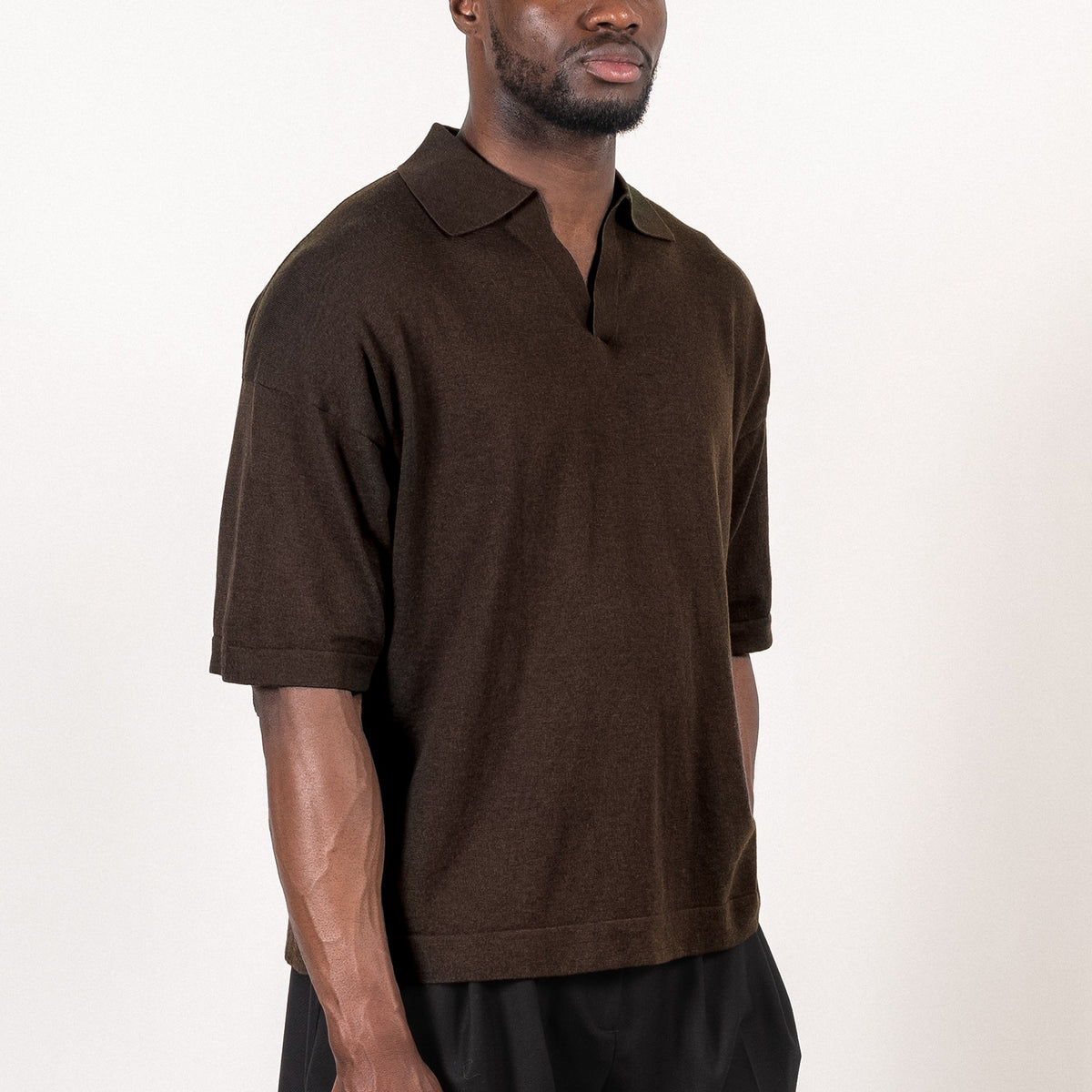 Supima®/cashmere open-collar polo in dark brown — Y-0018 | YACAIA