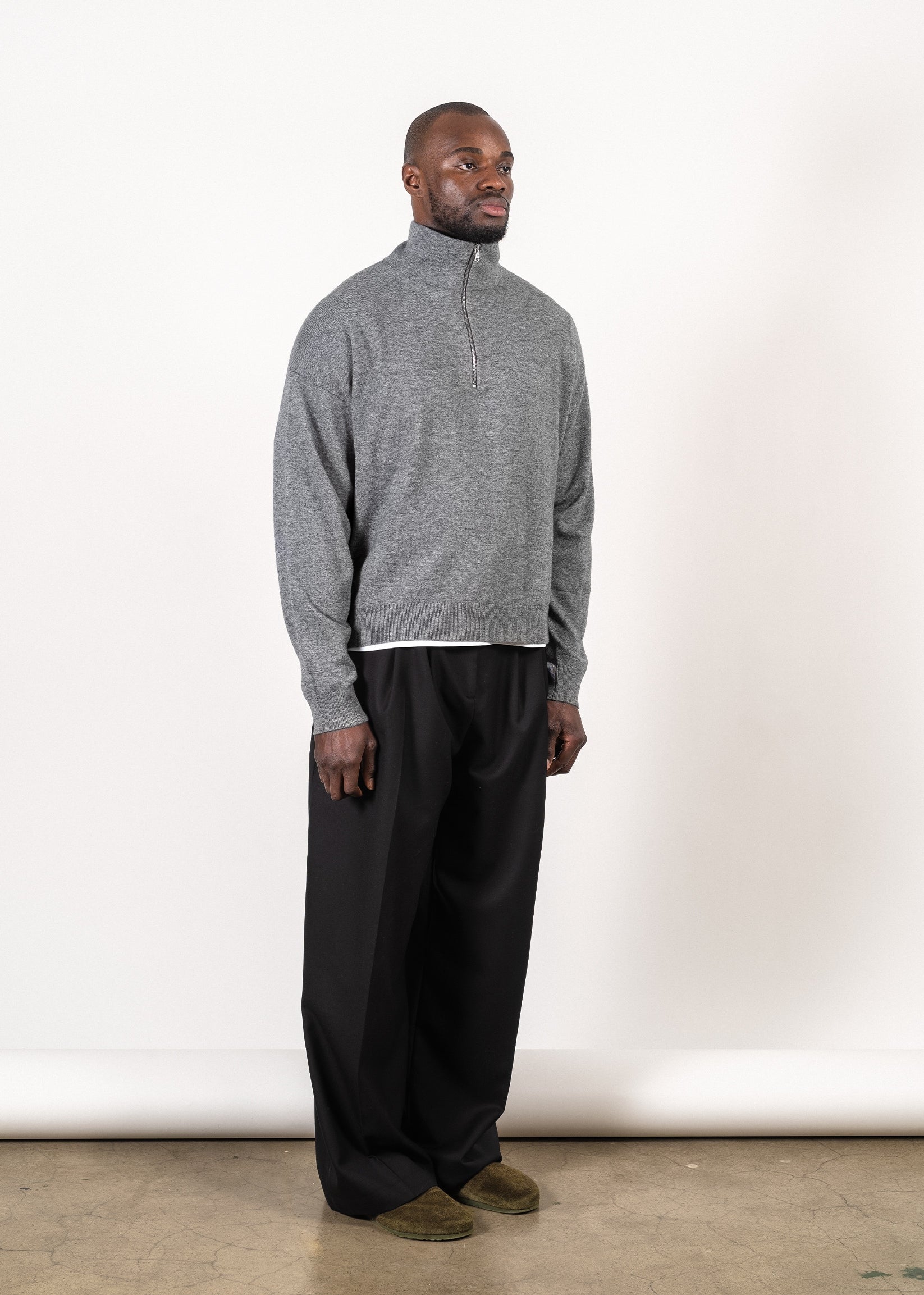 Merino/cashmere half-zip sweater in grey — Y-0019 | YACAIA