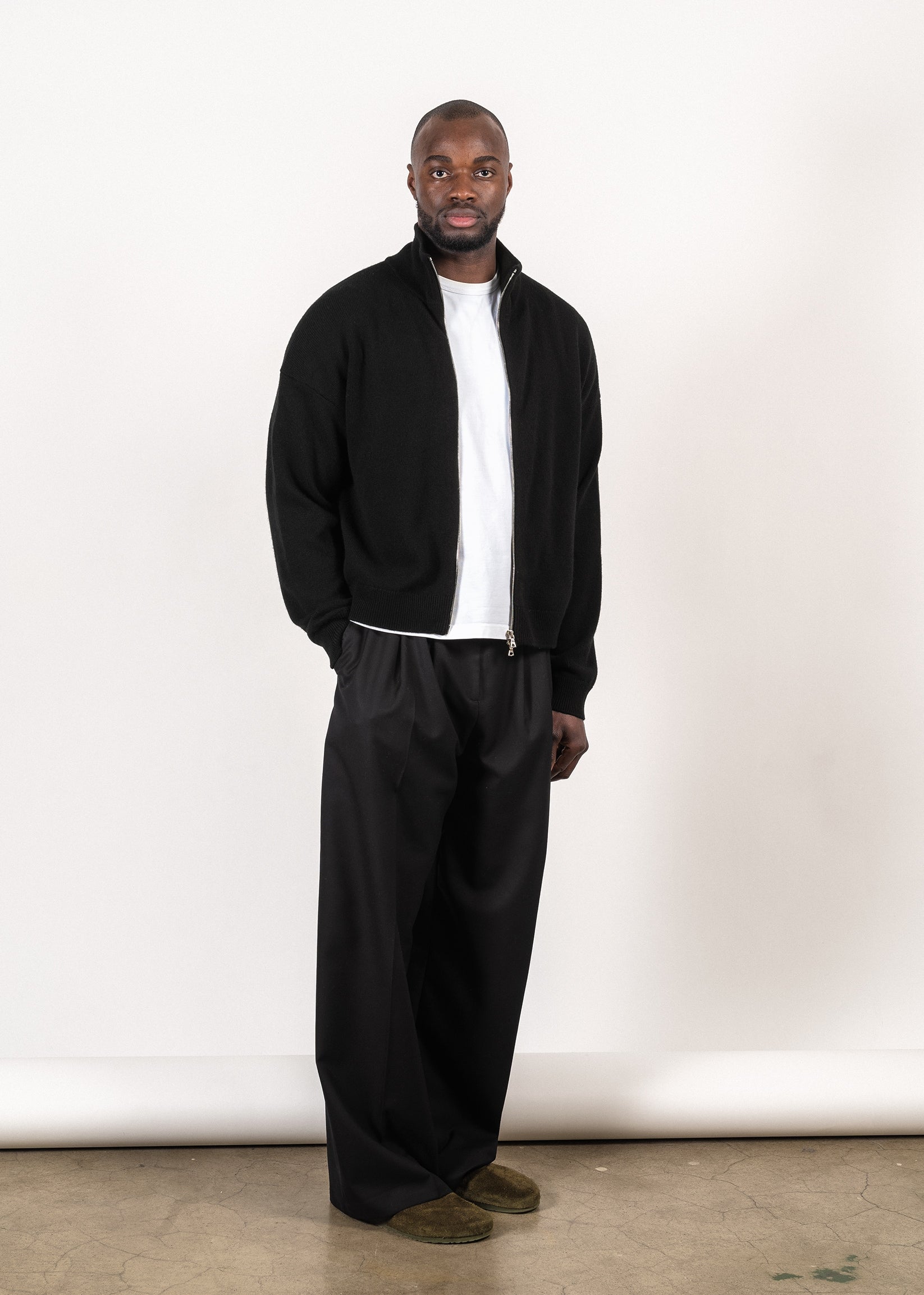 Oversized Full-Zip Cashmere/MerinoSweater – Yacaia Y-0020 in Black