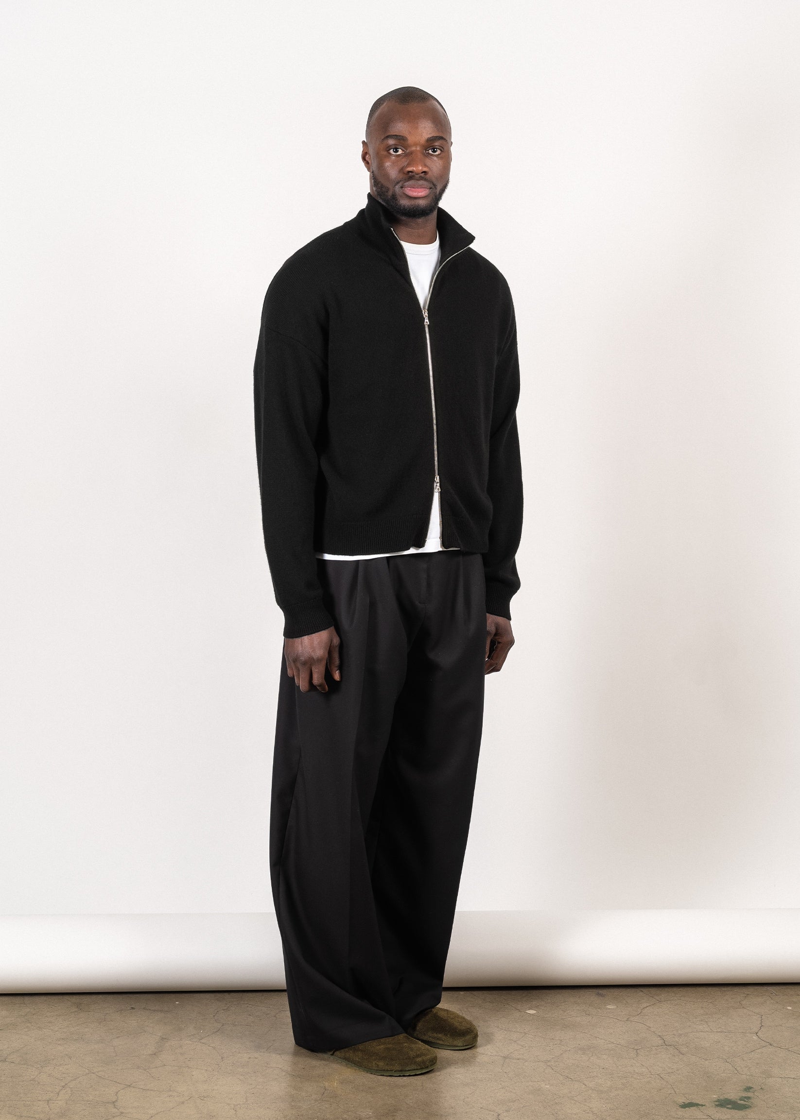 Oversized Full-Zip Cashmere/MerinoSweater – Yacaia Y-0020 in Black
