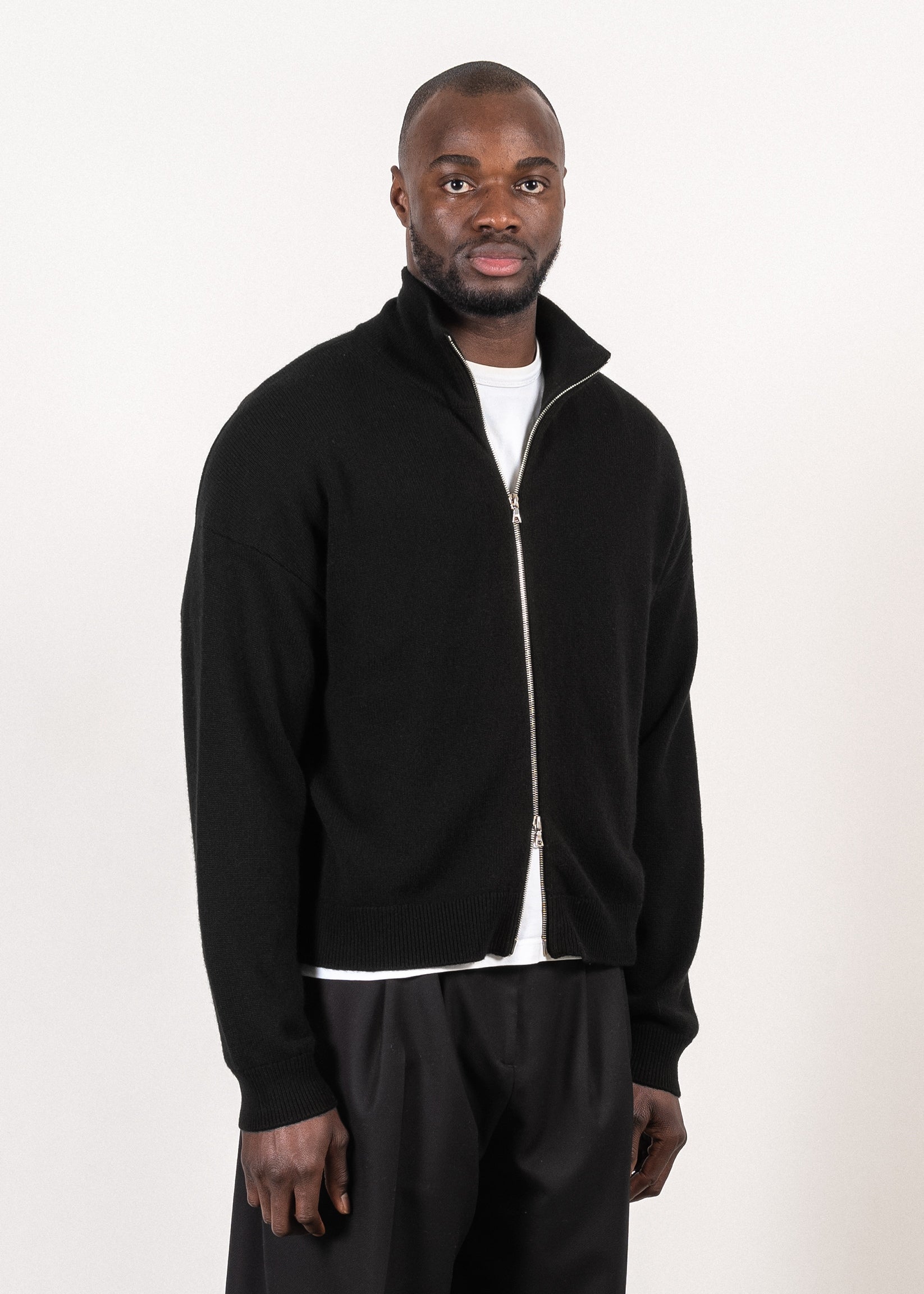 Oversized Full-Zip Cashmere/MerinoSweater – Yacaia Y-0020 in Black