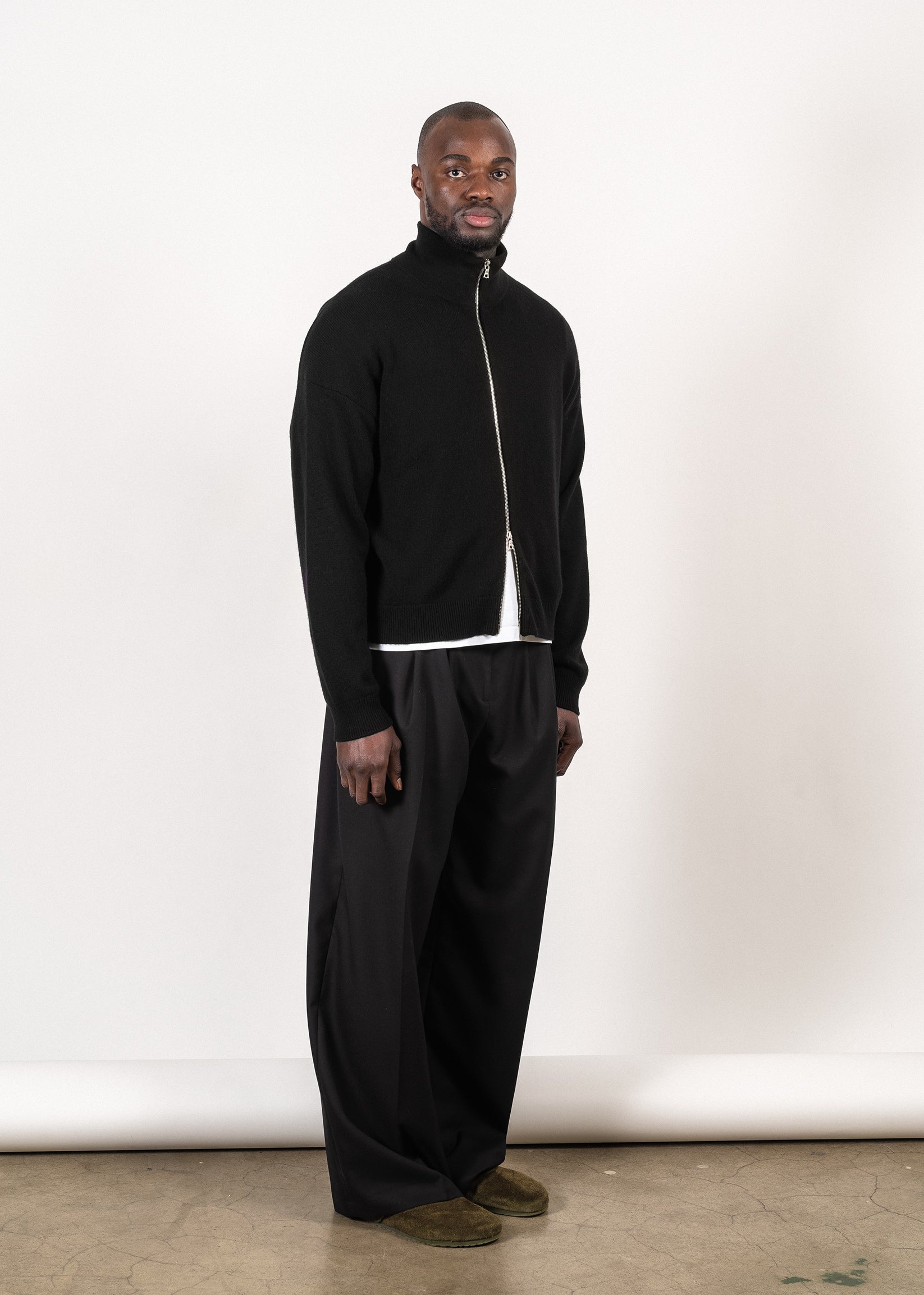 Oversized Full-Zip Cashmere/MerinoSweater – Yacaia Y-0020 in Black