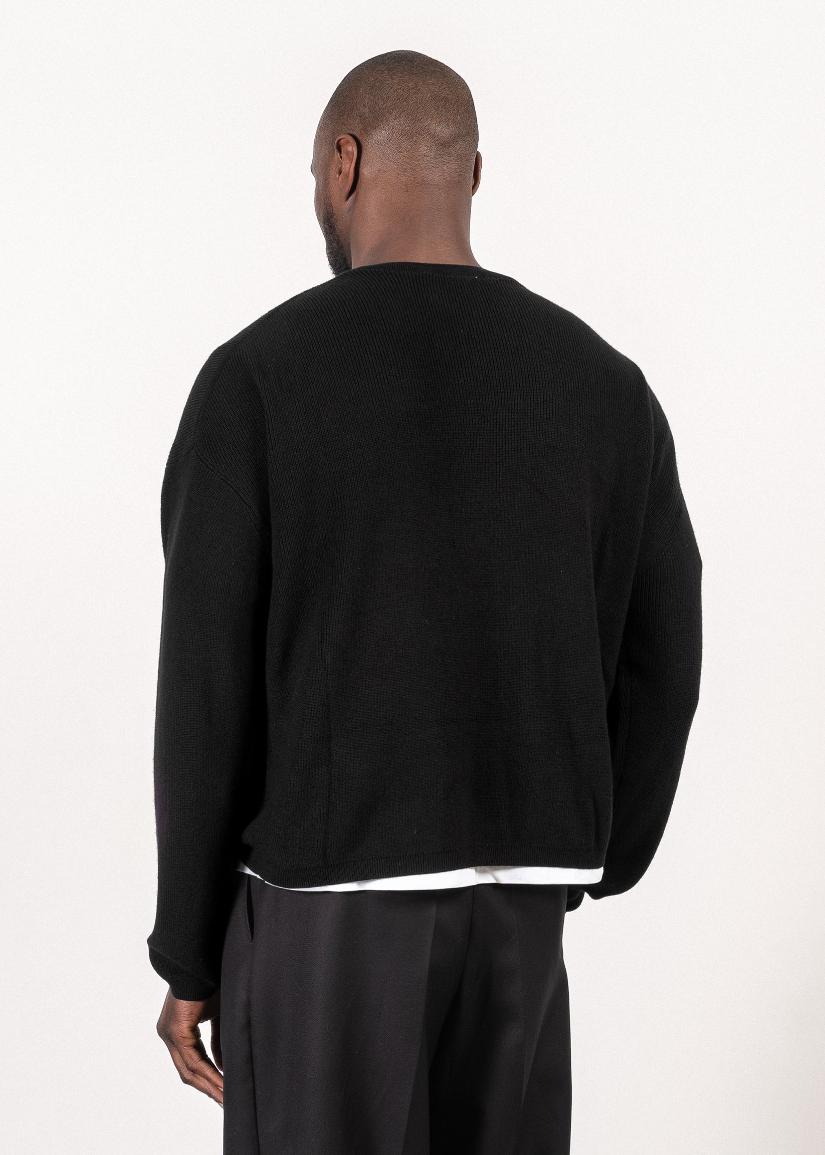 Supima®/cashmere ribbed sweater in black — Y-0021 | YACAIA