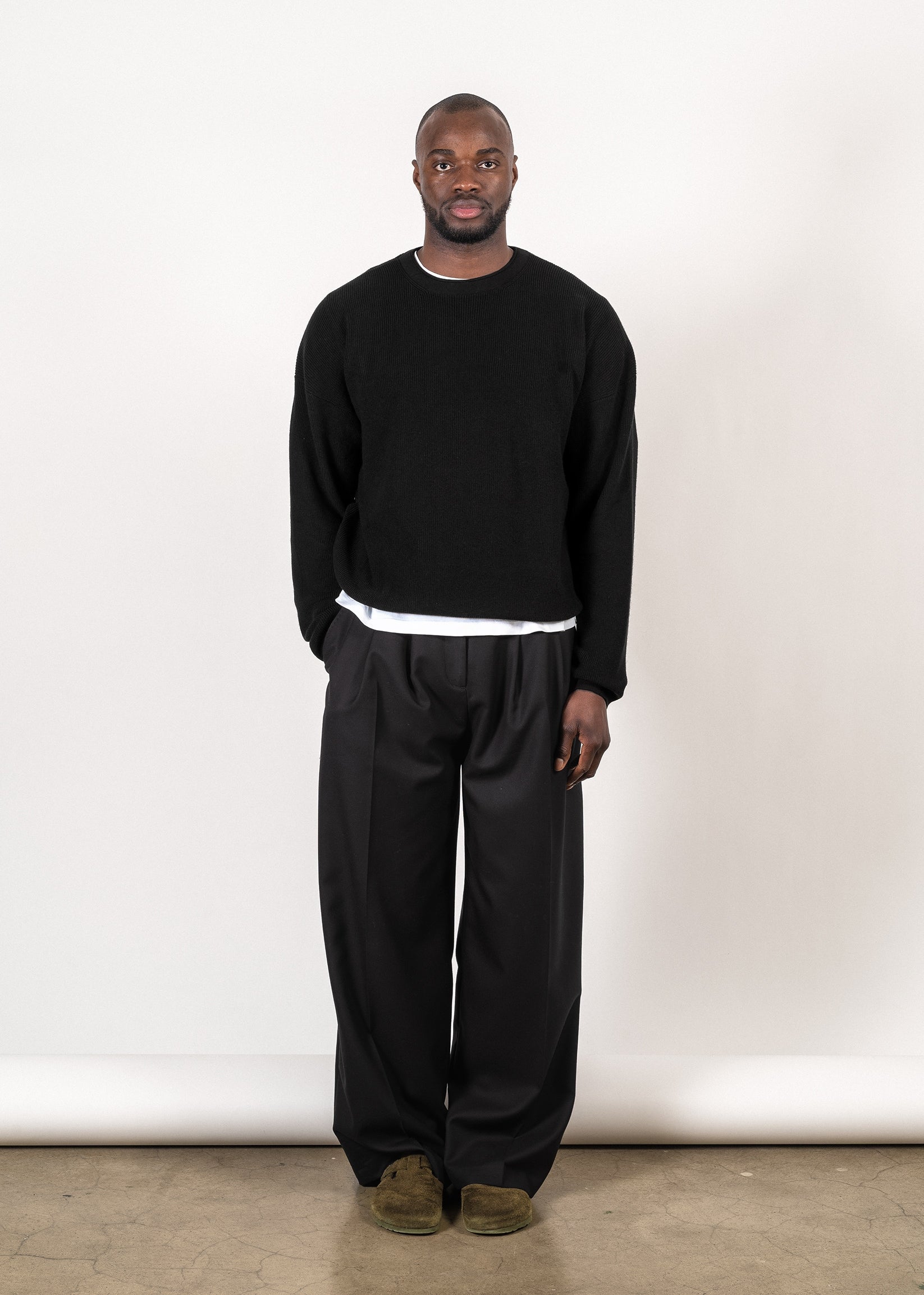 Supima®/cashmere ribbed sweater in black — Y-0021 | YACAIA