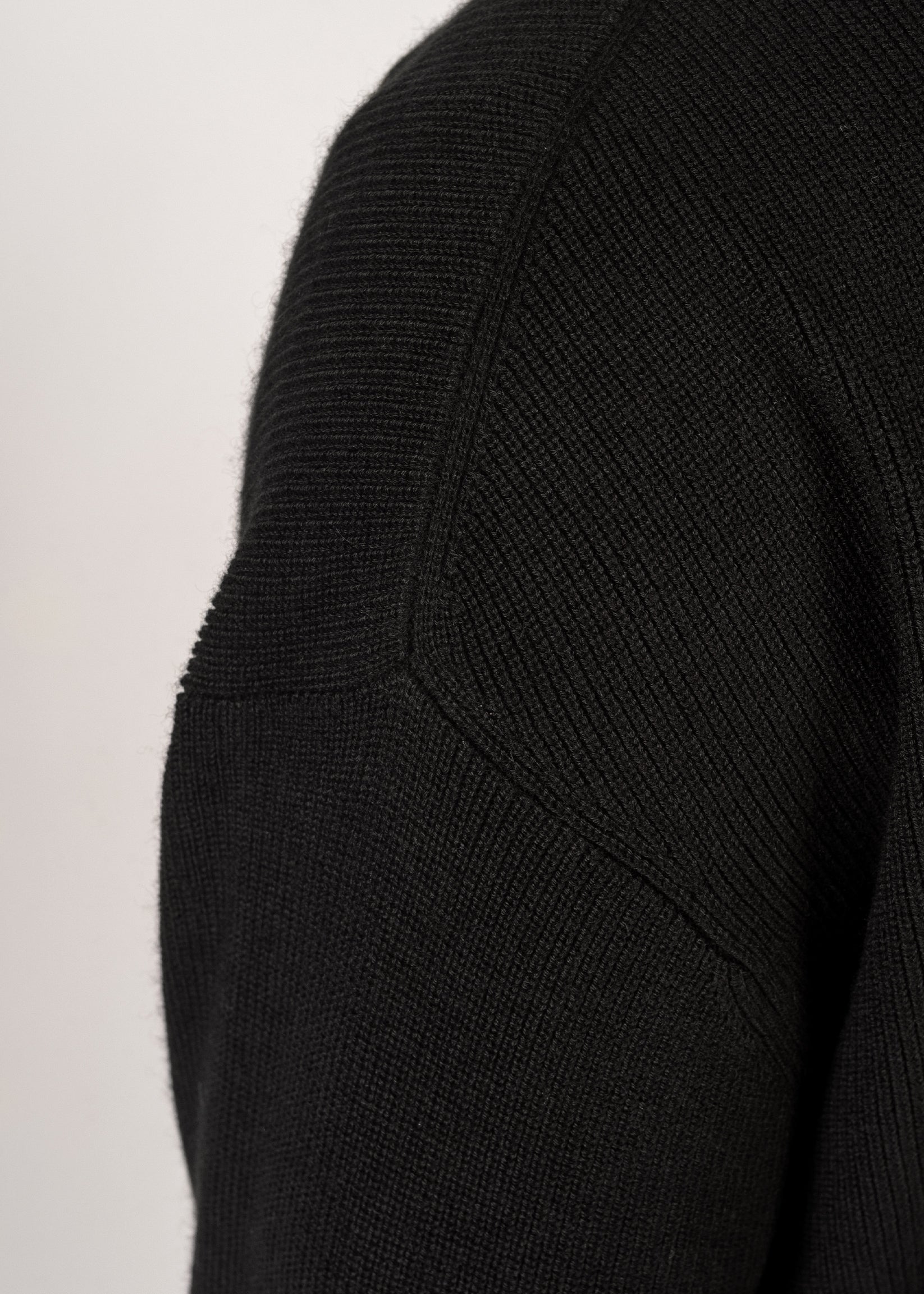 Supima®/cashmere ribbed sweater in black — Y-0021 | YACAIA
