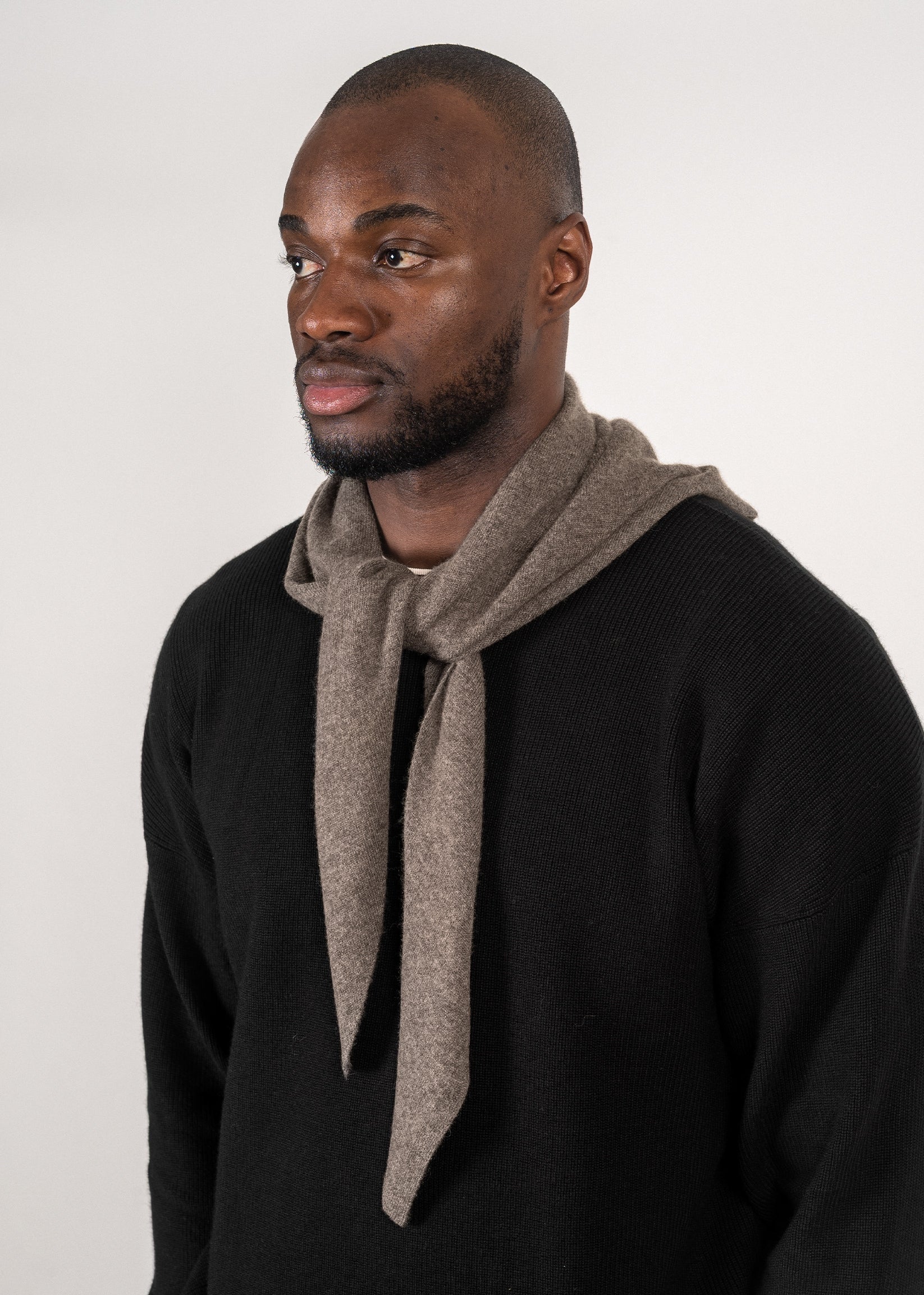 Yacaia Y-0022 Triangle Merino/Cashmere Scarf - Dark Brown | Headwear
