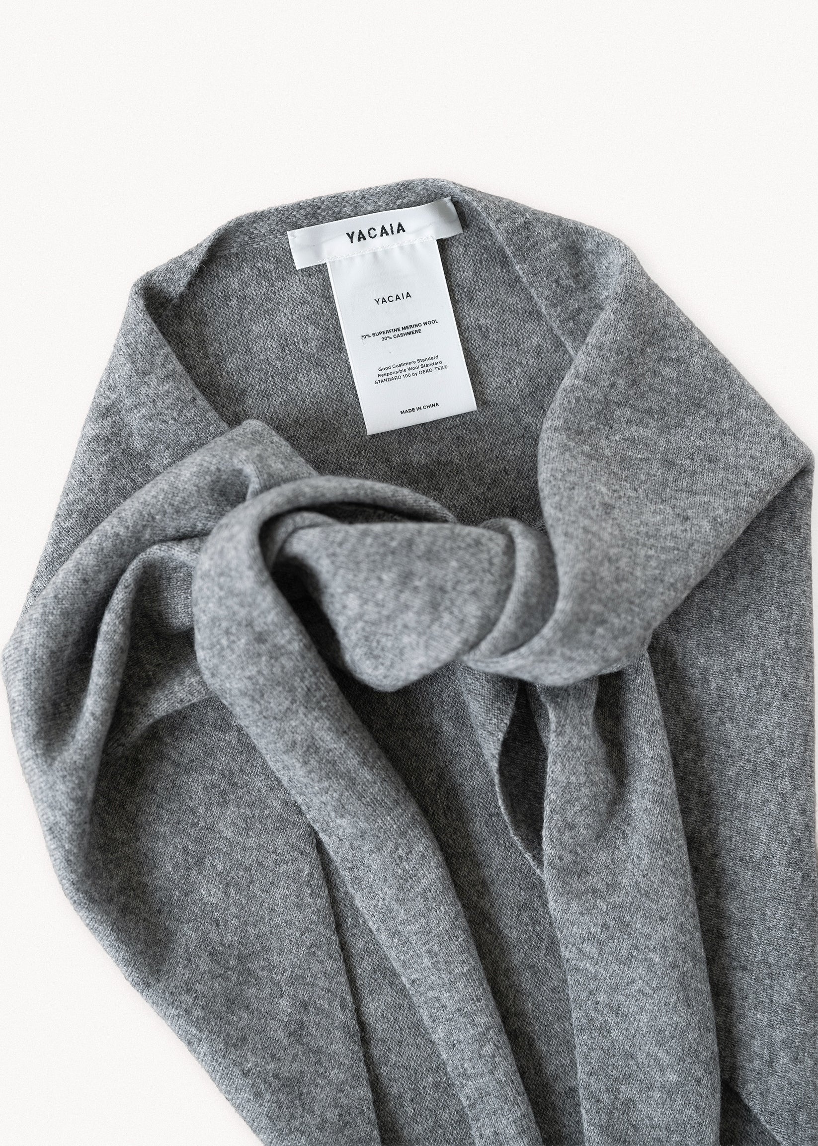 Yacaia Y-0022 Triangle Merino/Cashmere Scarf - Grey | Headwear