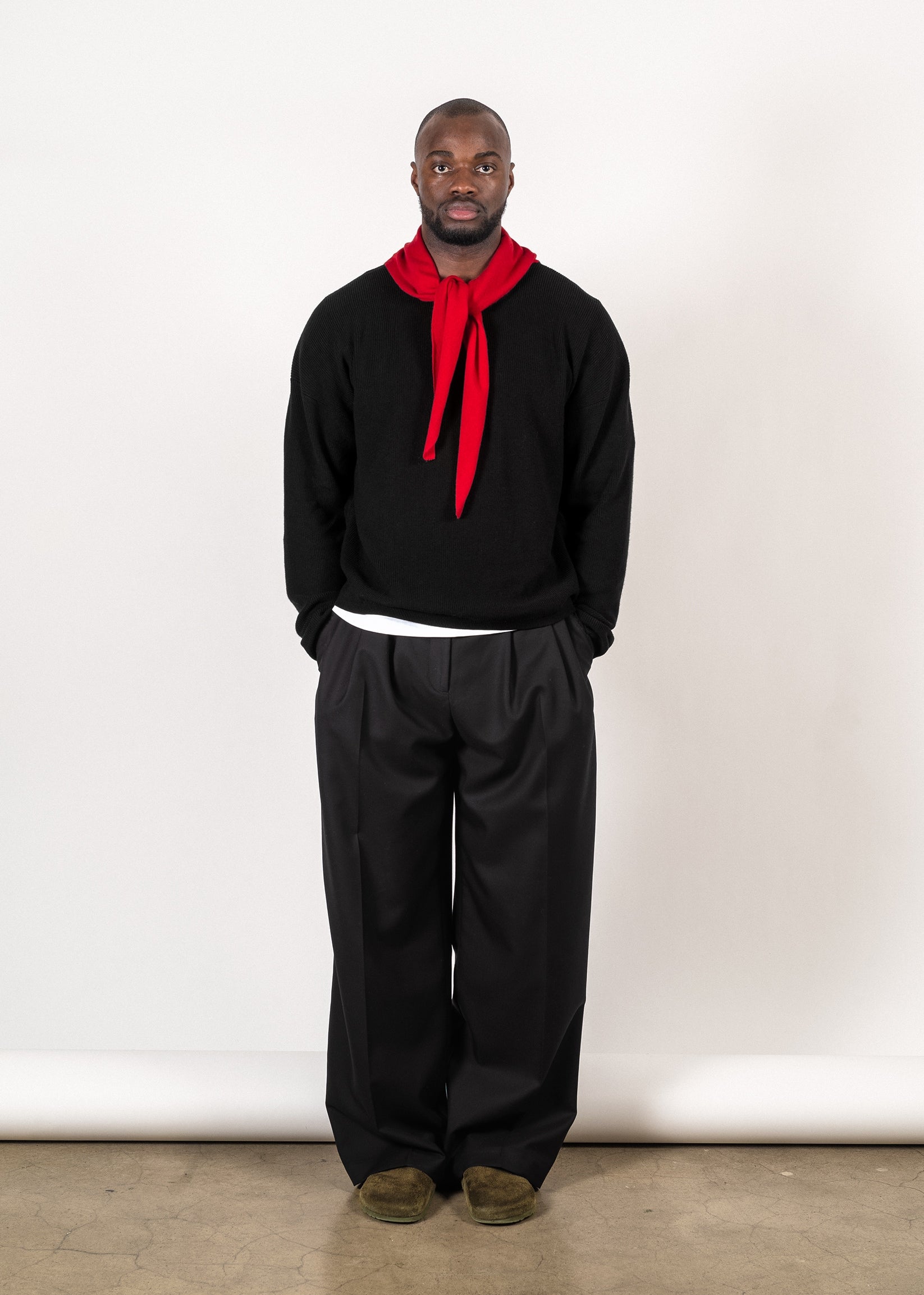 Yacaia Y-0022 Triangle Merino/Cashmere Scarf - Red | Headwear