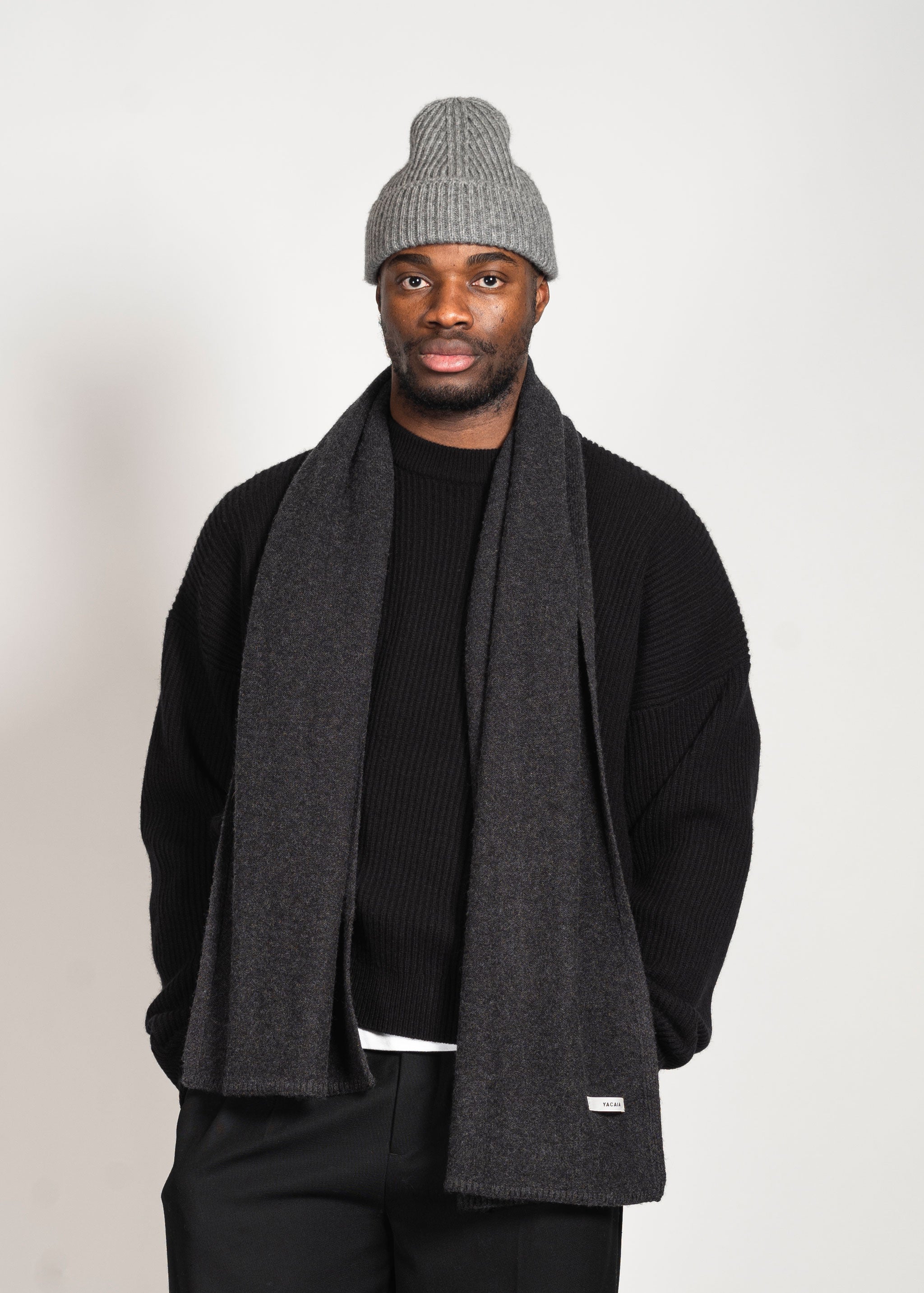 Y-0012 Knitted Merino Cashmere Scarf - Black Melange